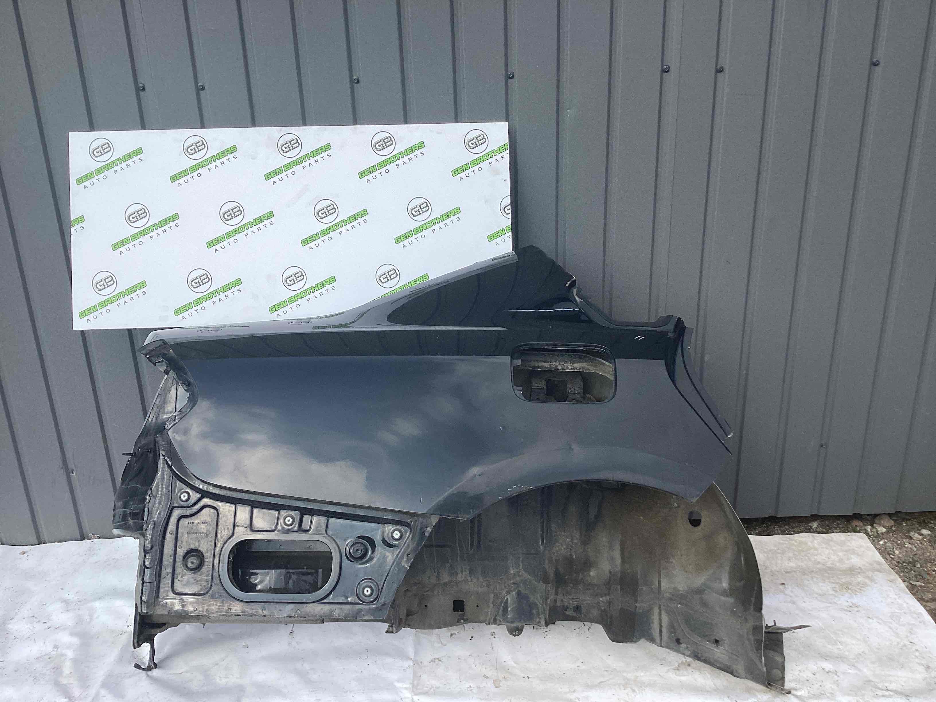 Чверть задня права