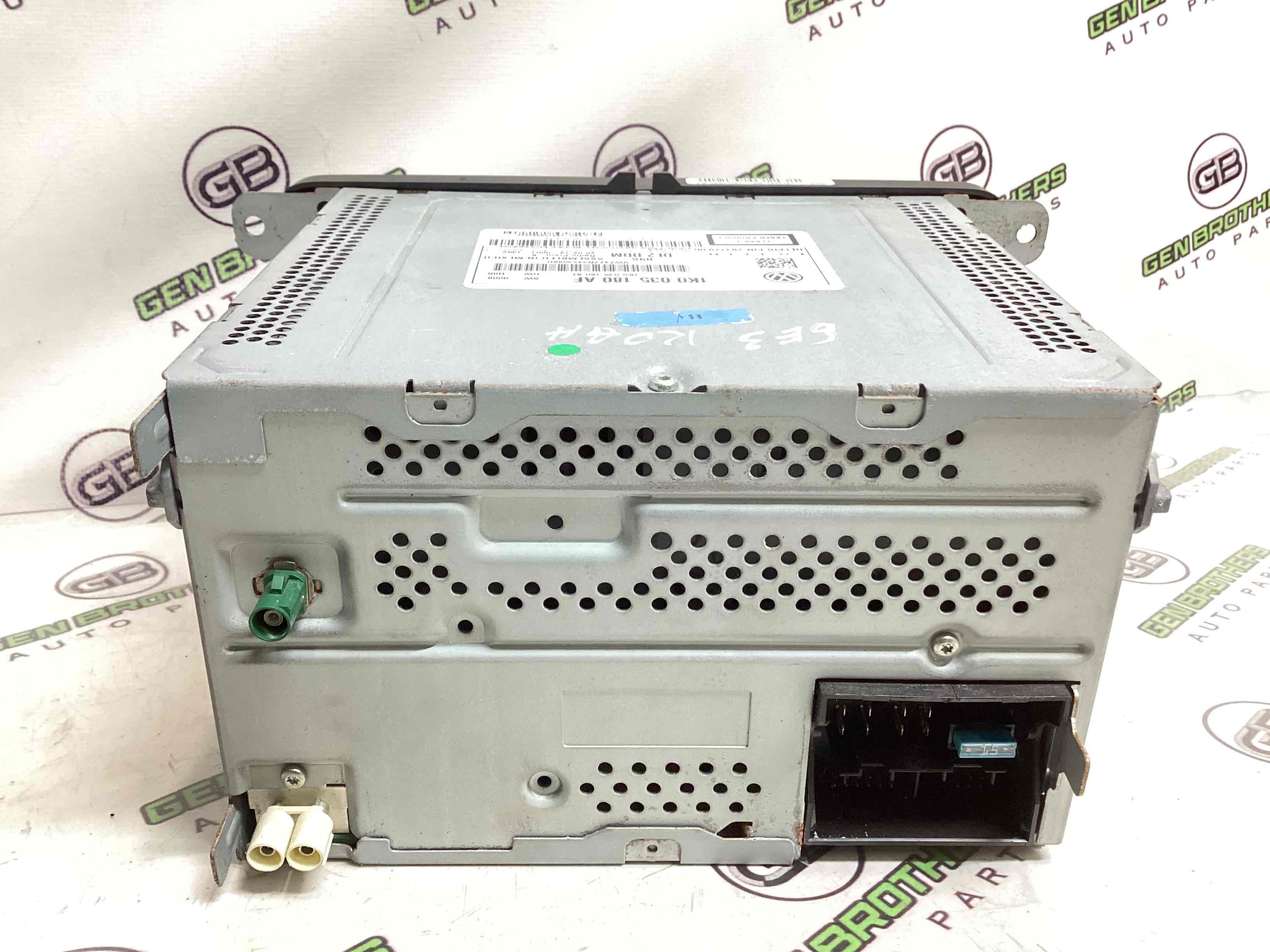 Блок радіо, зв'язку, магнітола, орган упр.