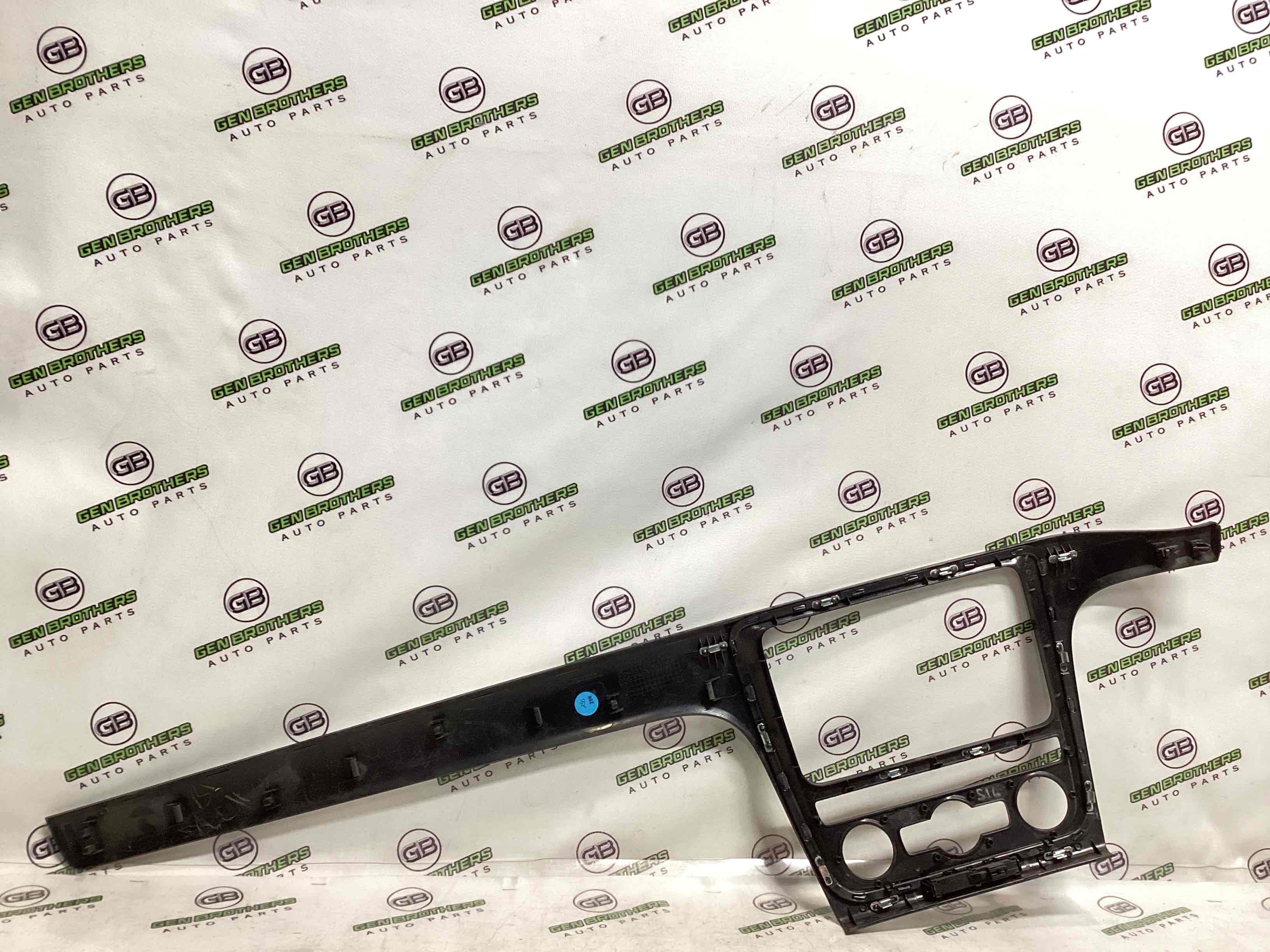 Рамка магнітоли