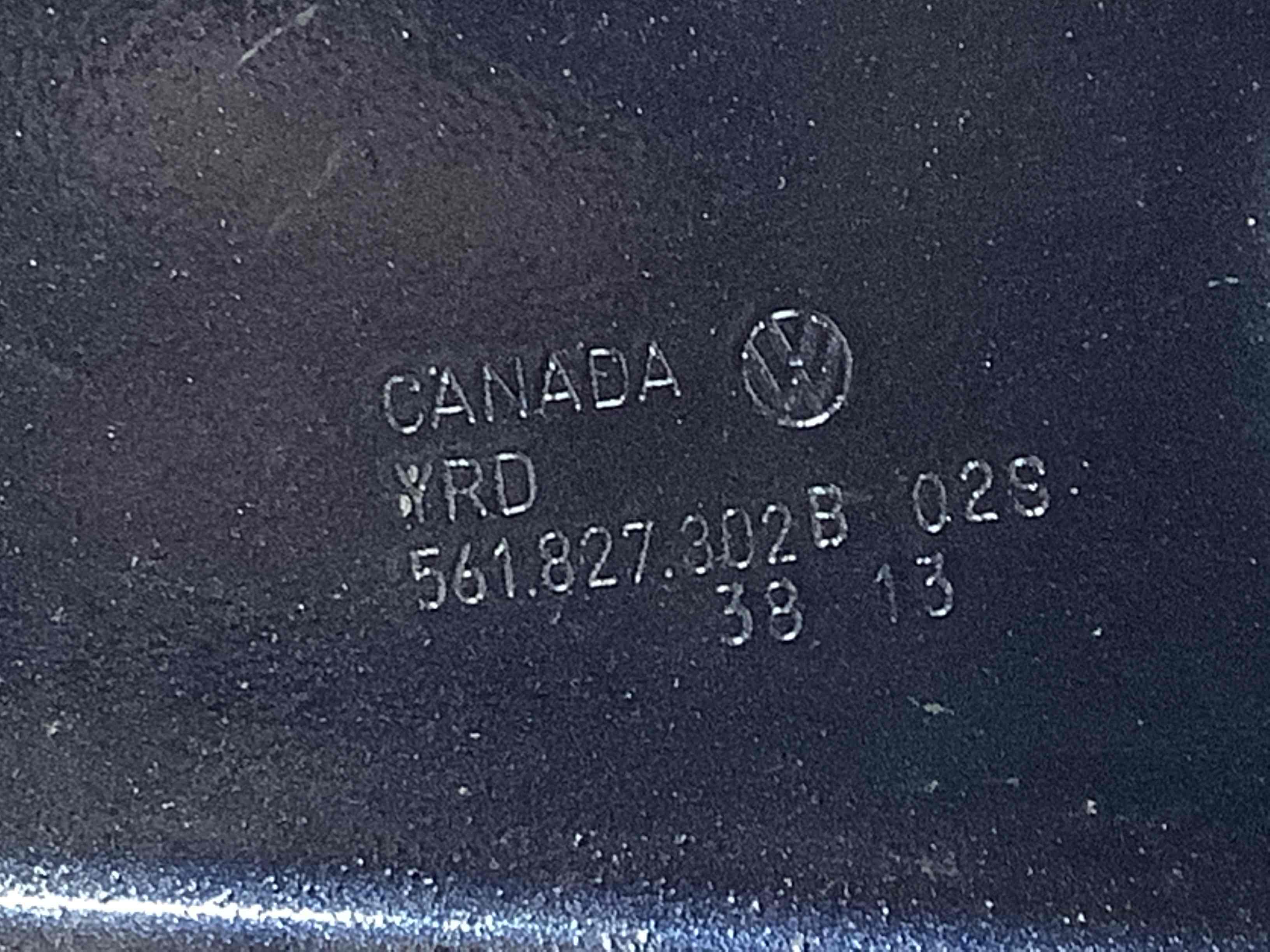 Петля кришки багажника, двері багажника