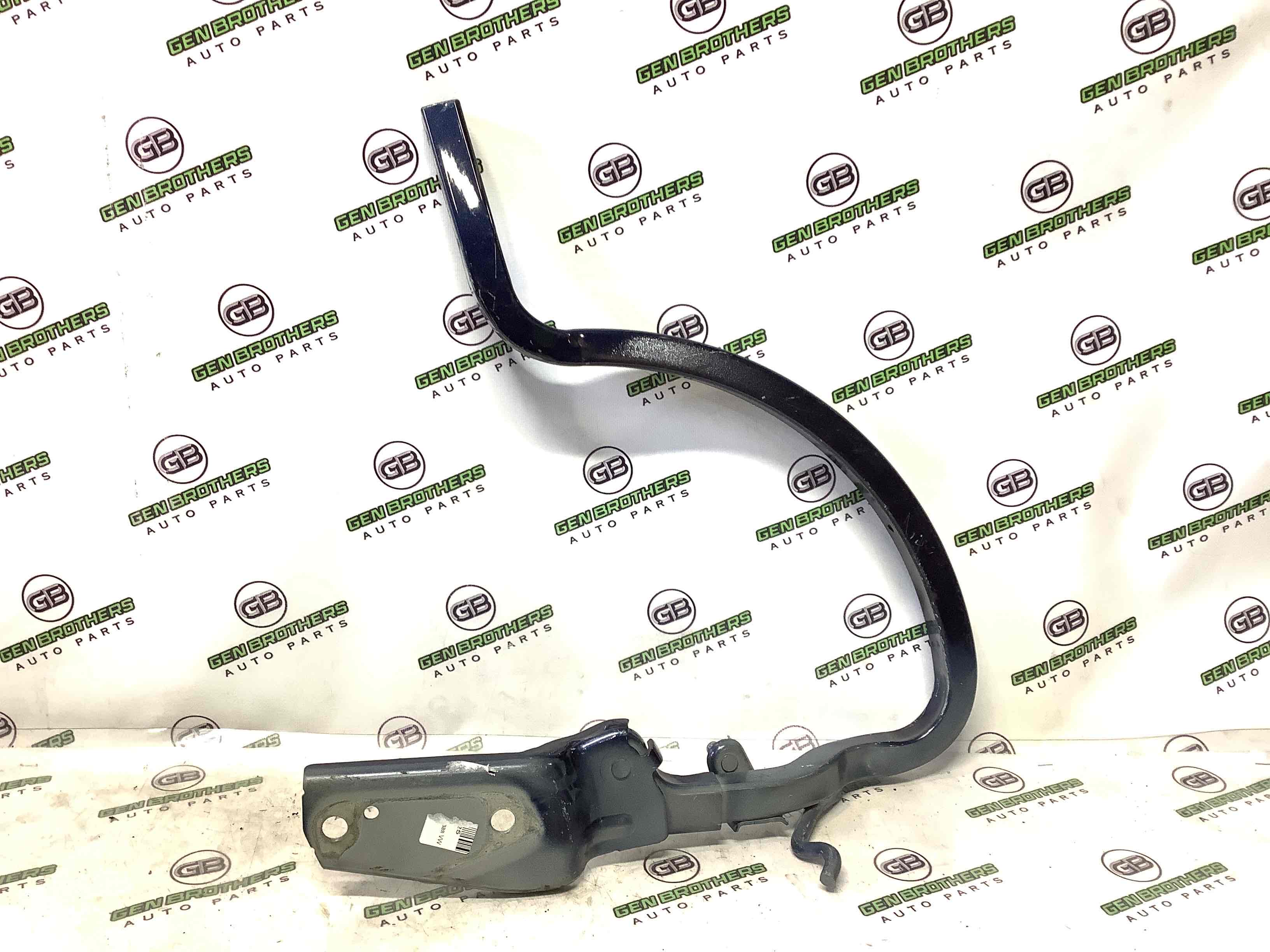 Петля кришки багажника, двері багажника