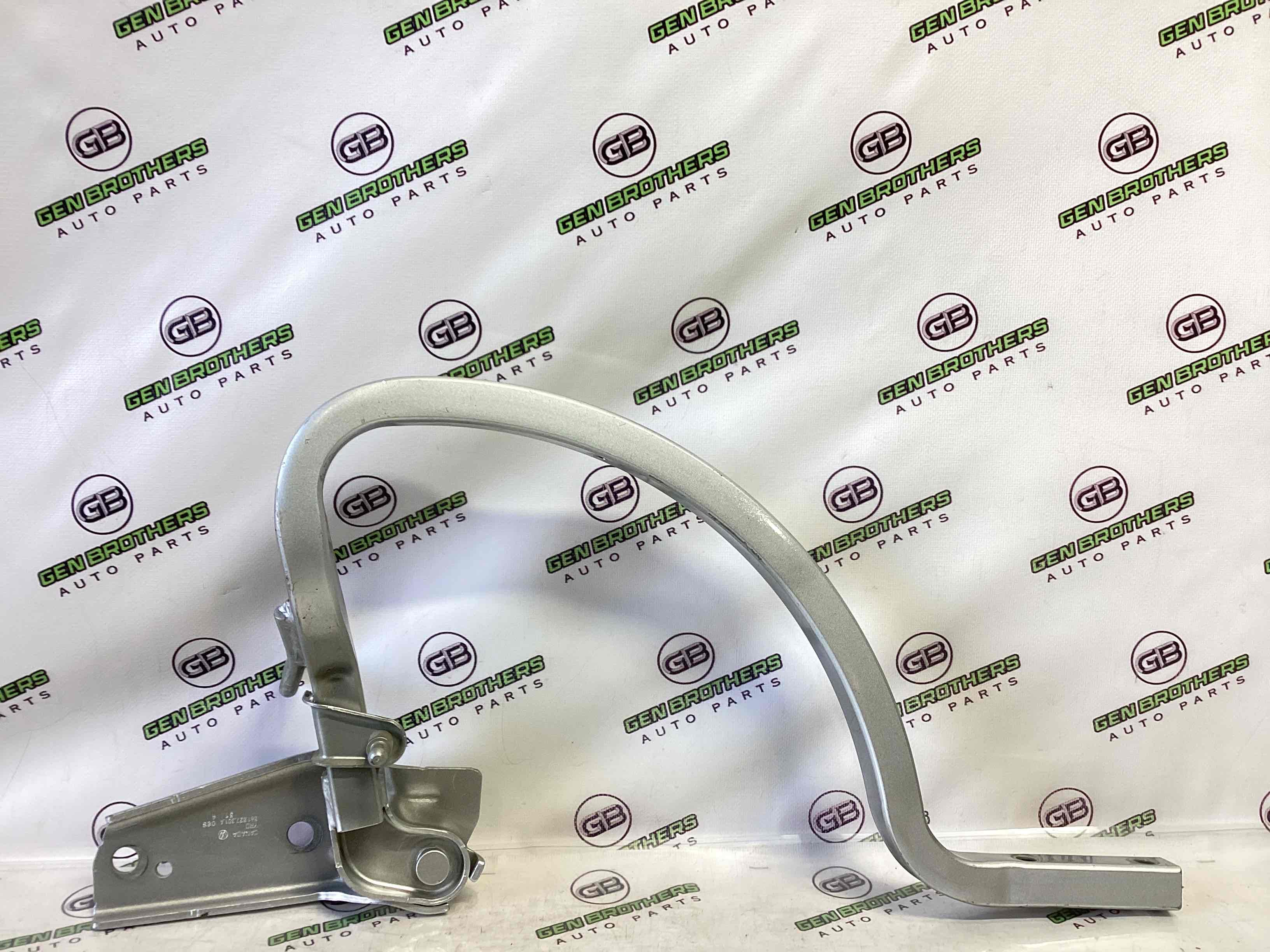 Петля кришки багажника, двері багажника