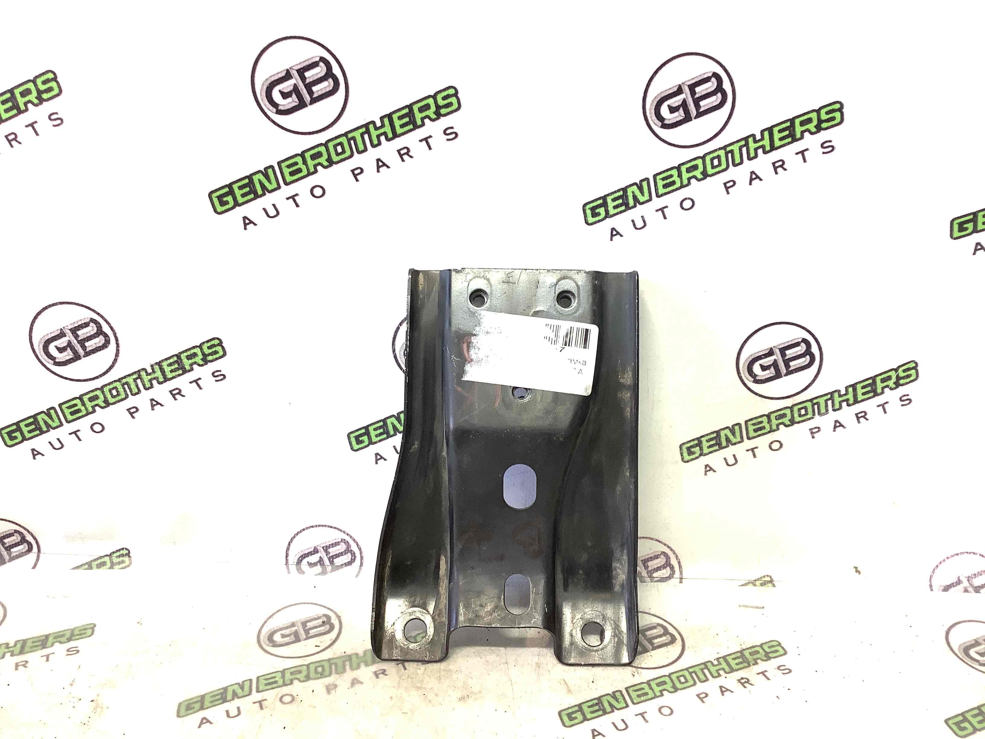 Кріплення, кронштейн