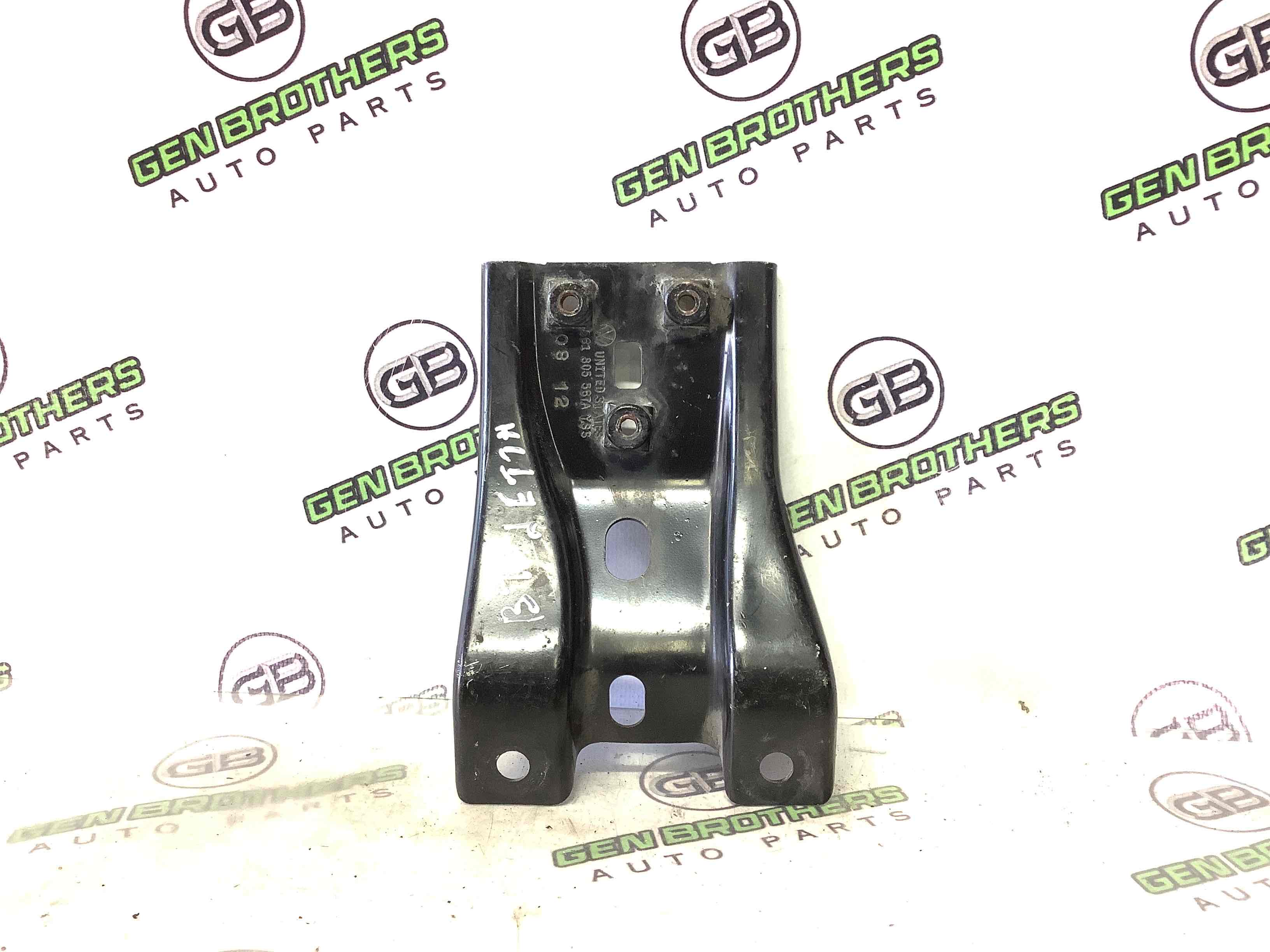 Кріплення, кронштейн