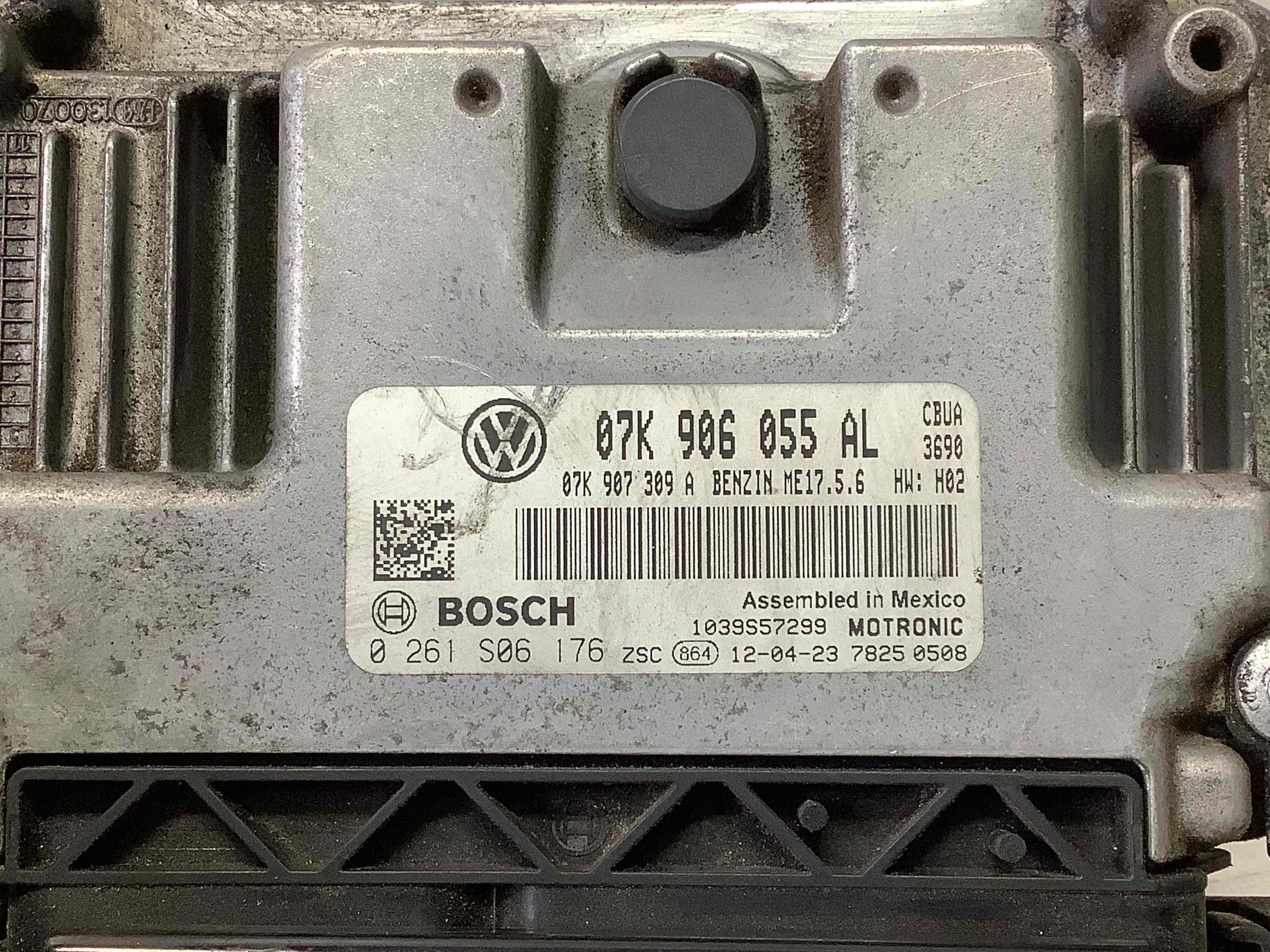 Щиток приладів панель приладів
