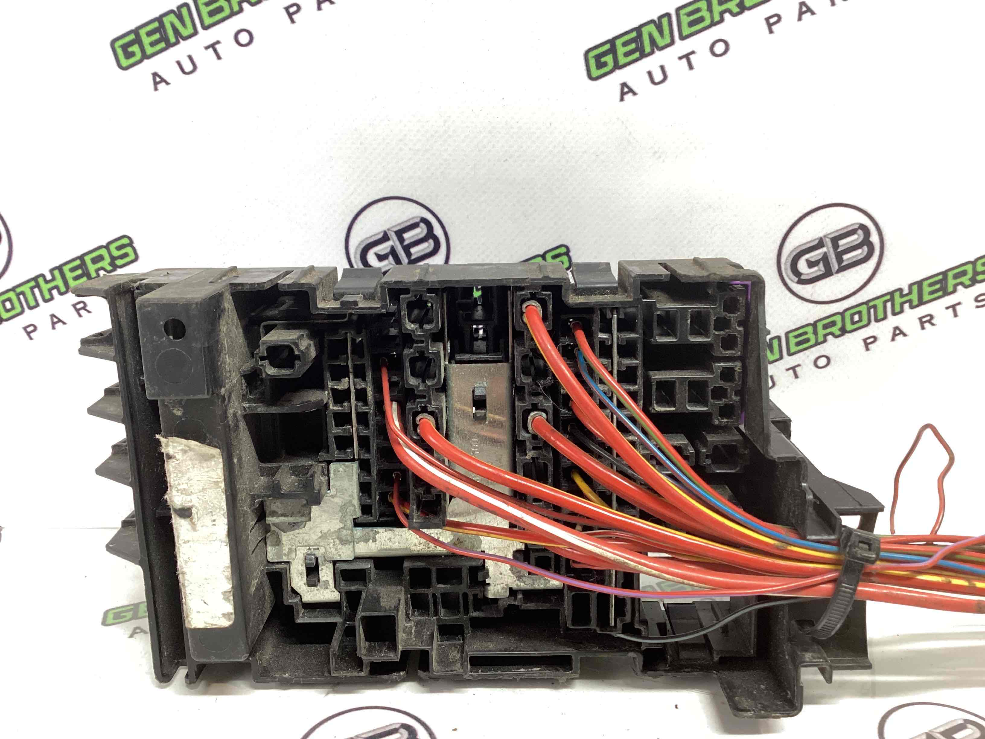 Блок запобіжників (блок реле)