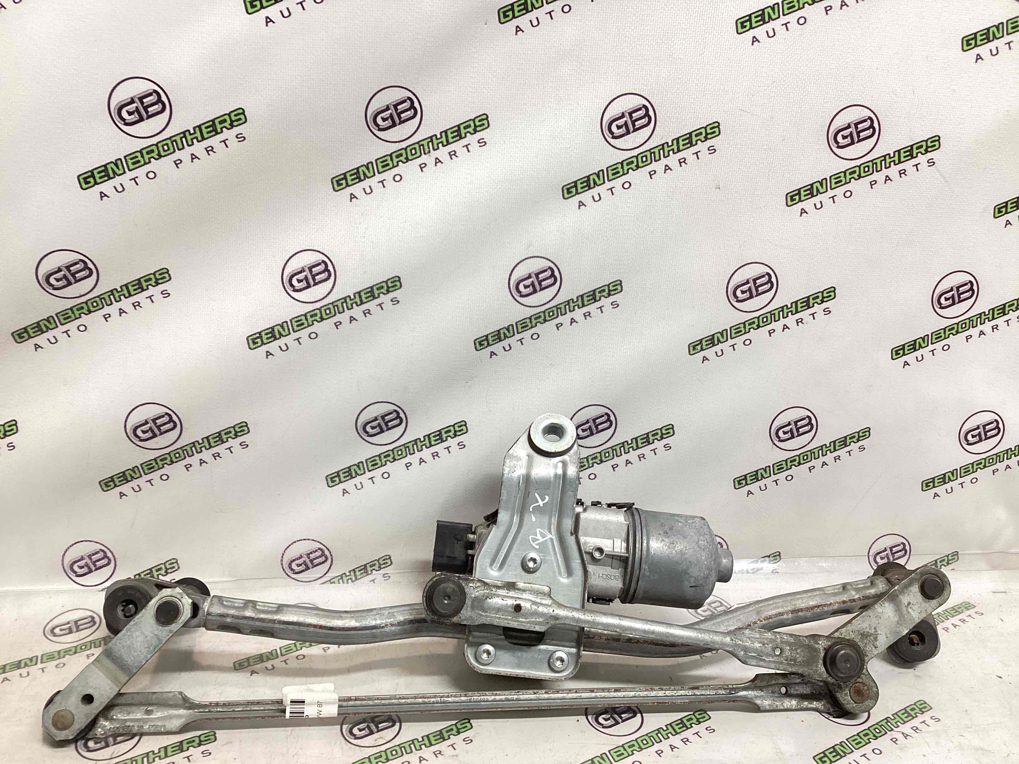 Механізм склоочисника, трапеція двірників