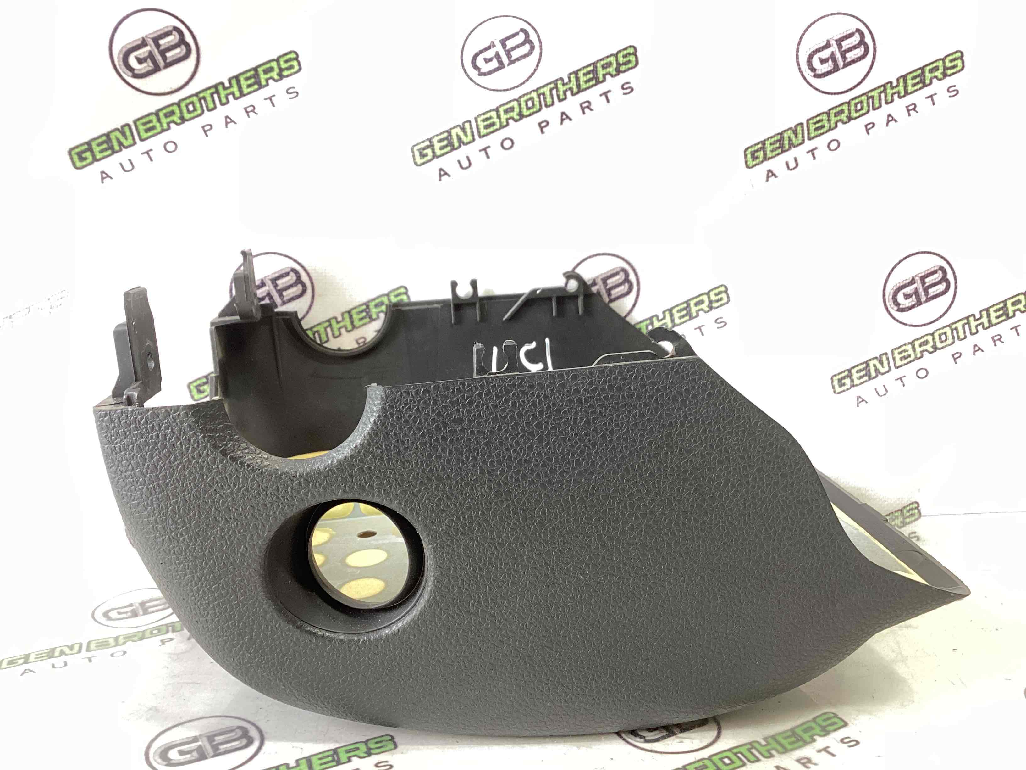 Оздоблення керма та кермової колонки