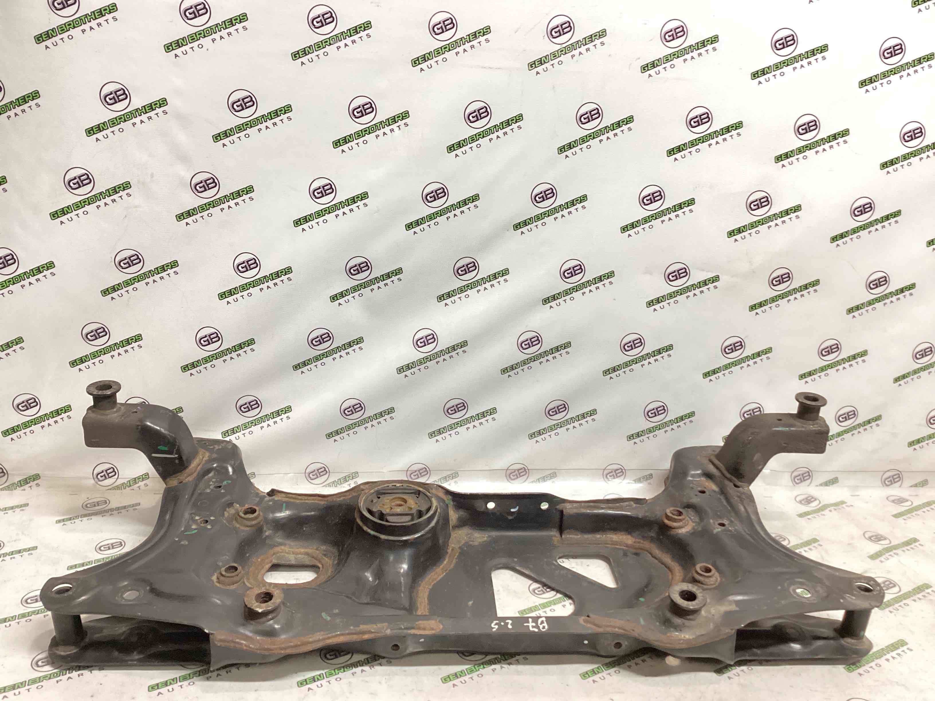 Балка підвіски передня підрамник