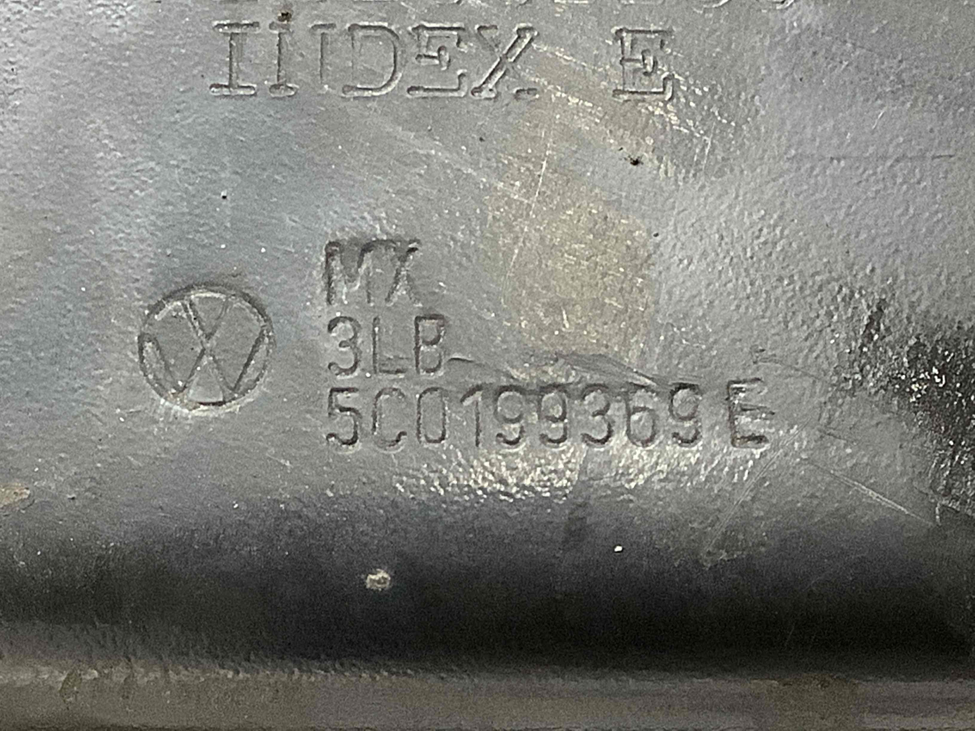 Балка підвіски передня підрамник