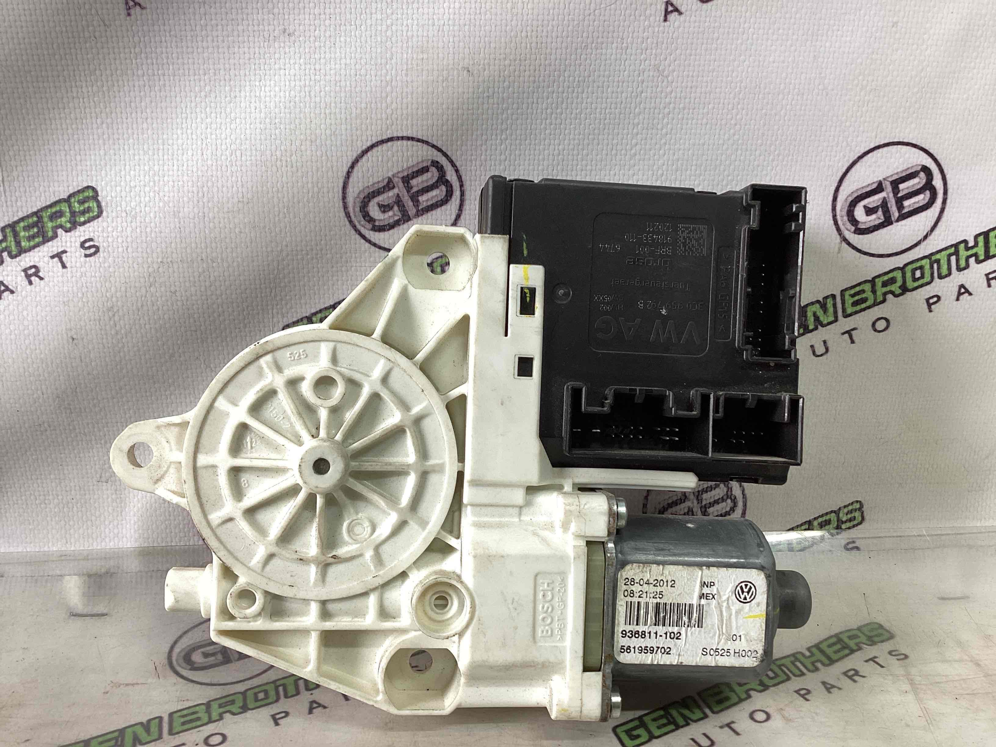 Моторчик склопідйомника