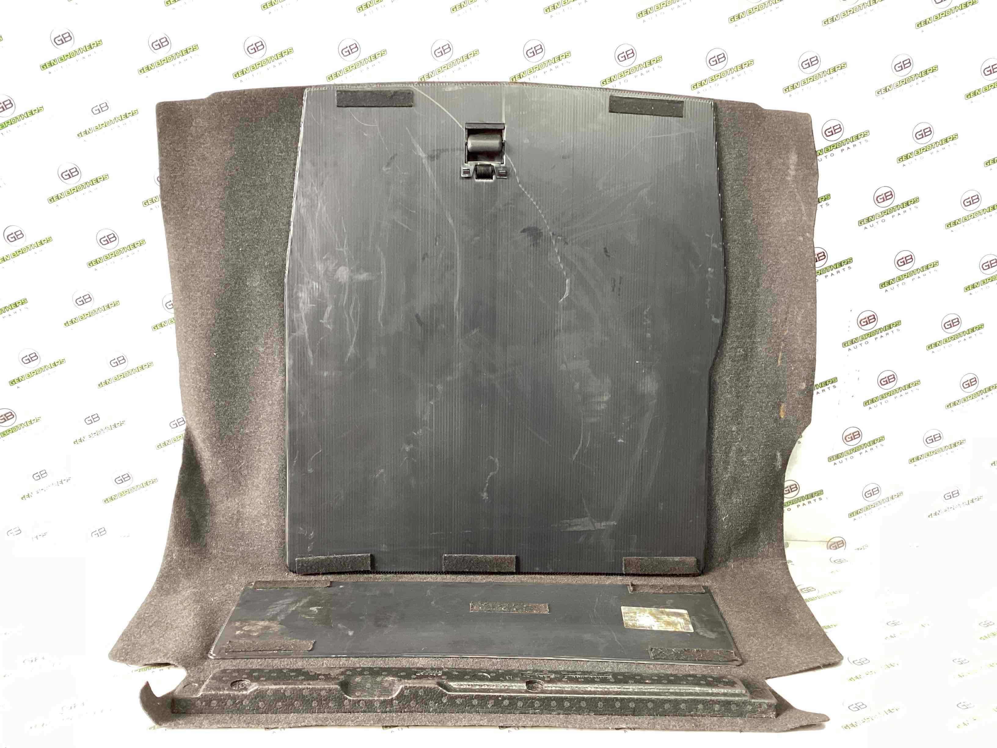 Підлогове покриття багажника, полиця багажника