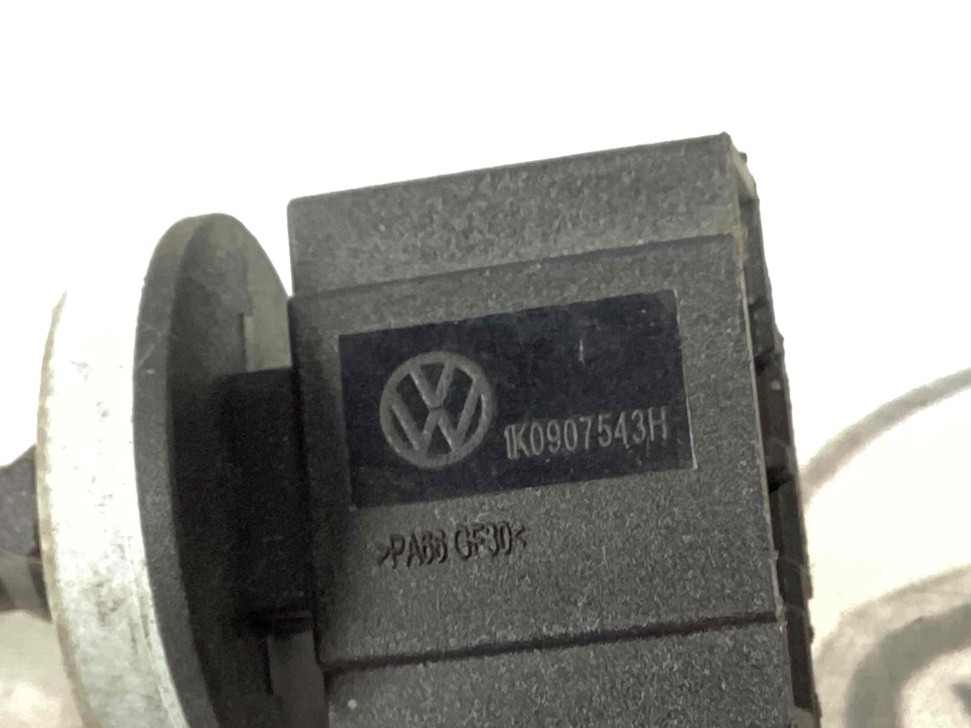 Датчик температури повітря у салоні