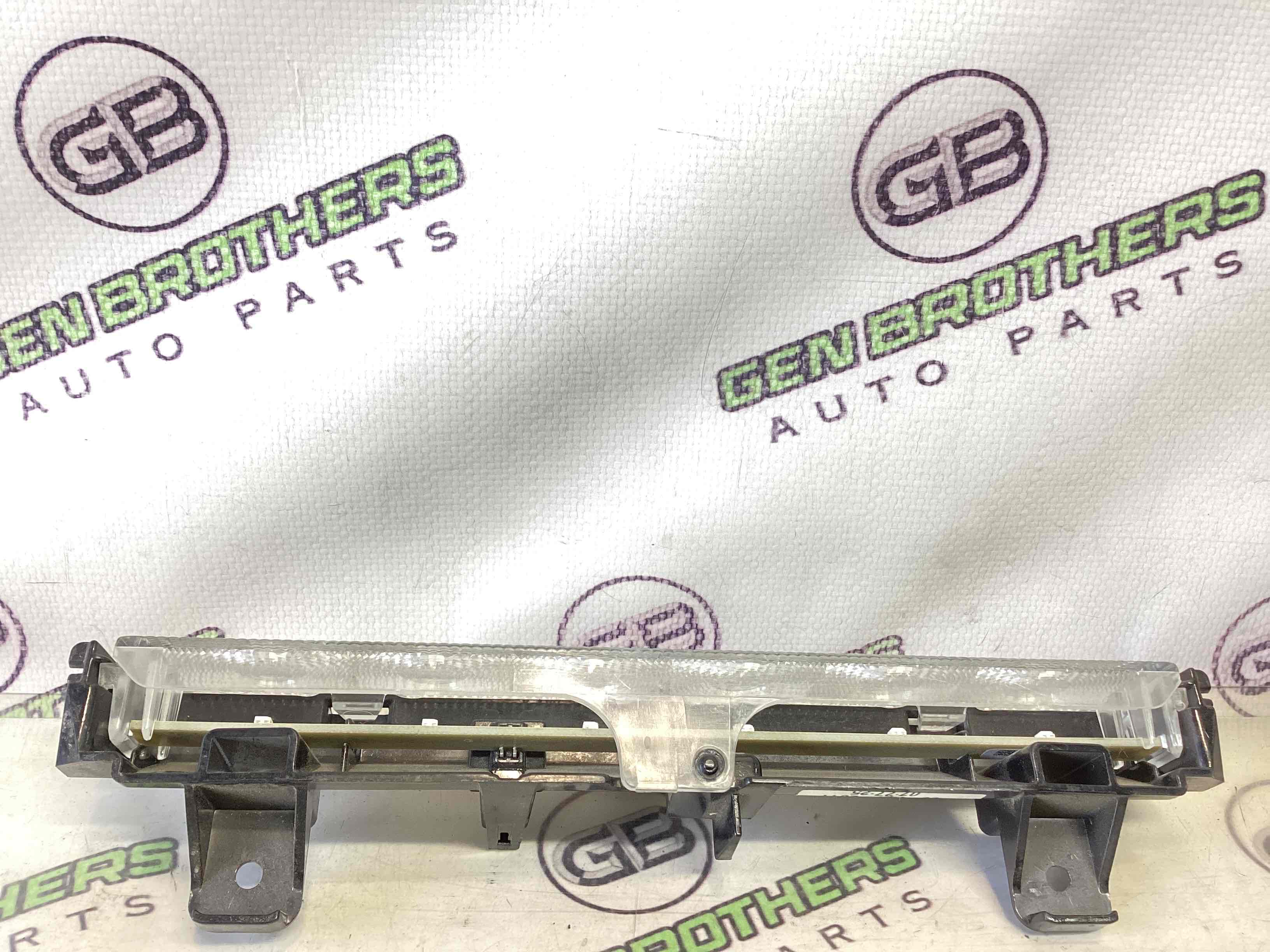 Колесо запасне, тримач, кронштейн, обшивка