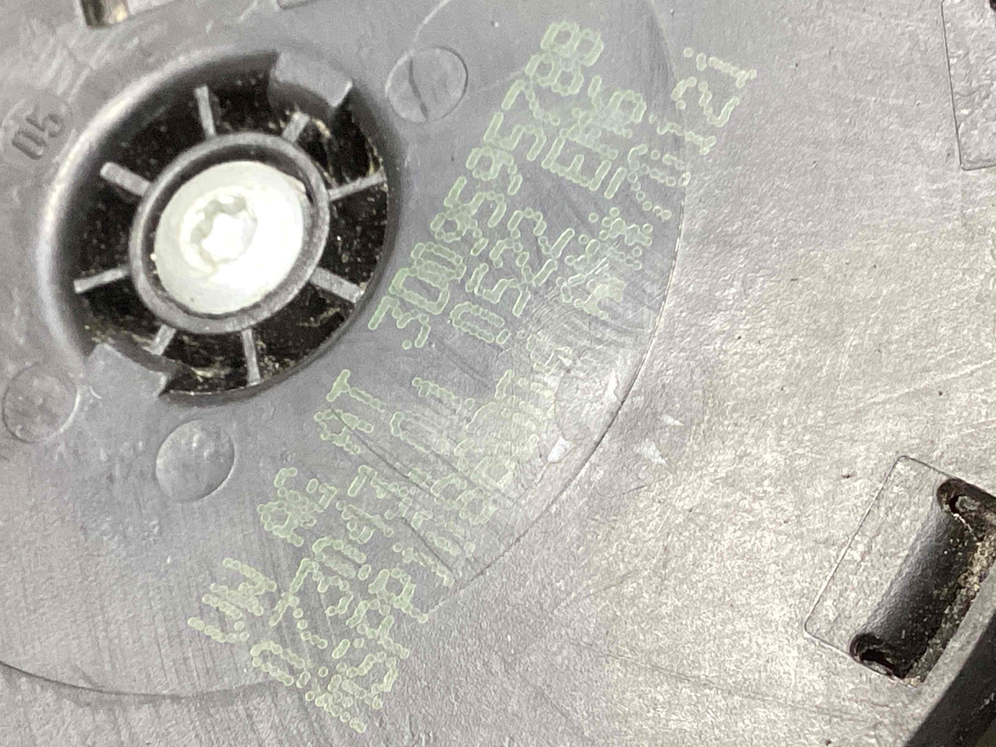 Дзеркало зовнішнє ліве