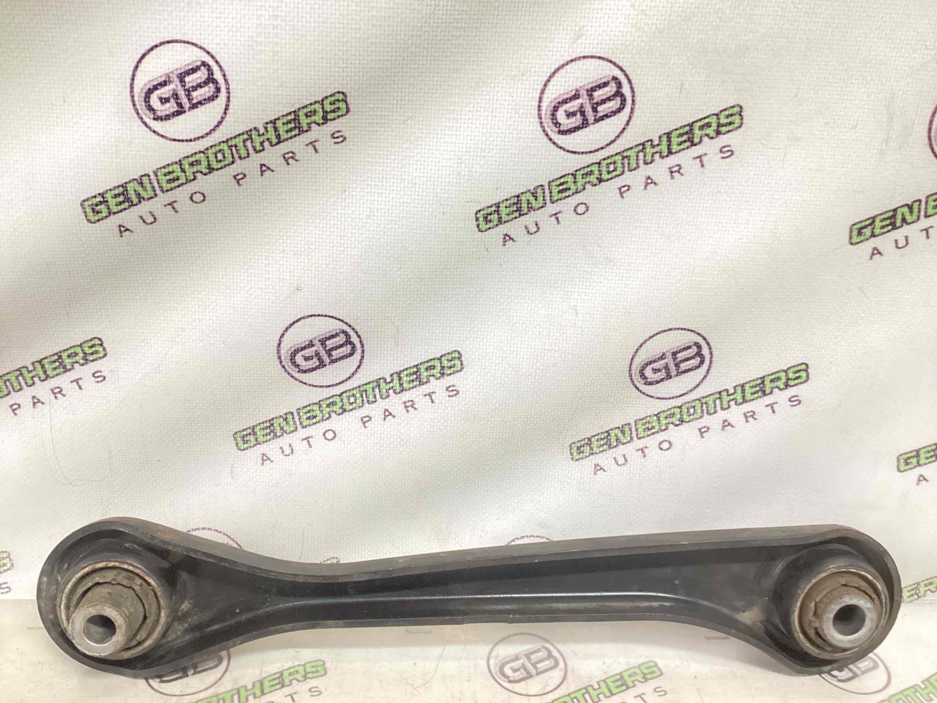 Важіль задній лівий