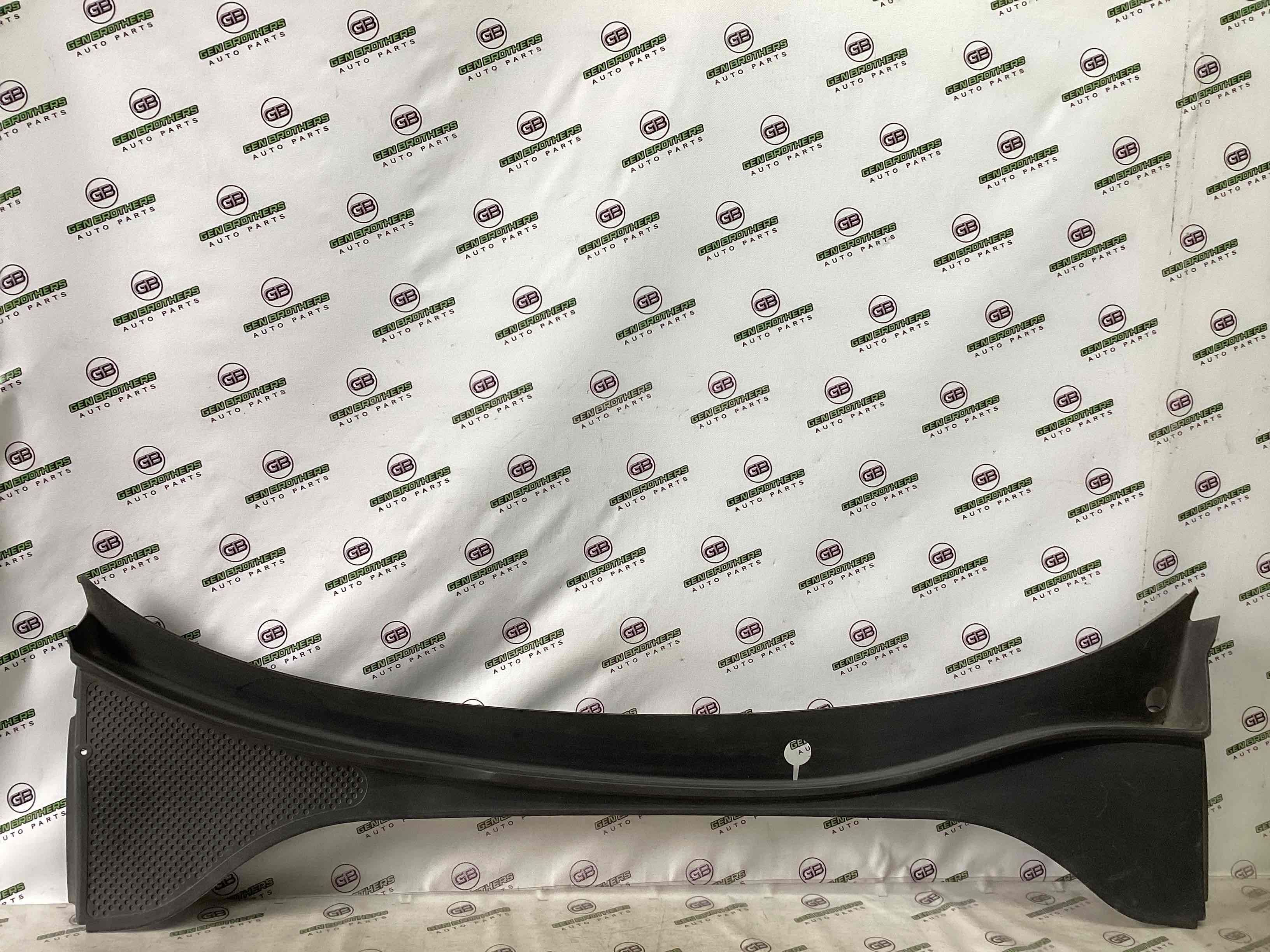 Жабо трапеції двірників, кріплення жабо