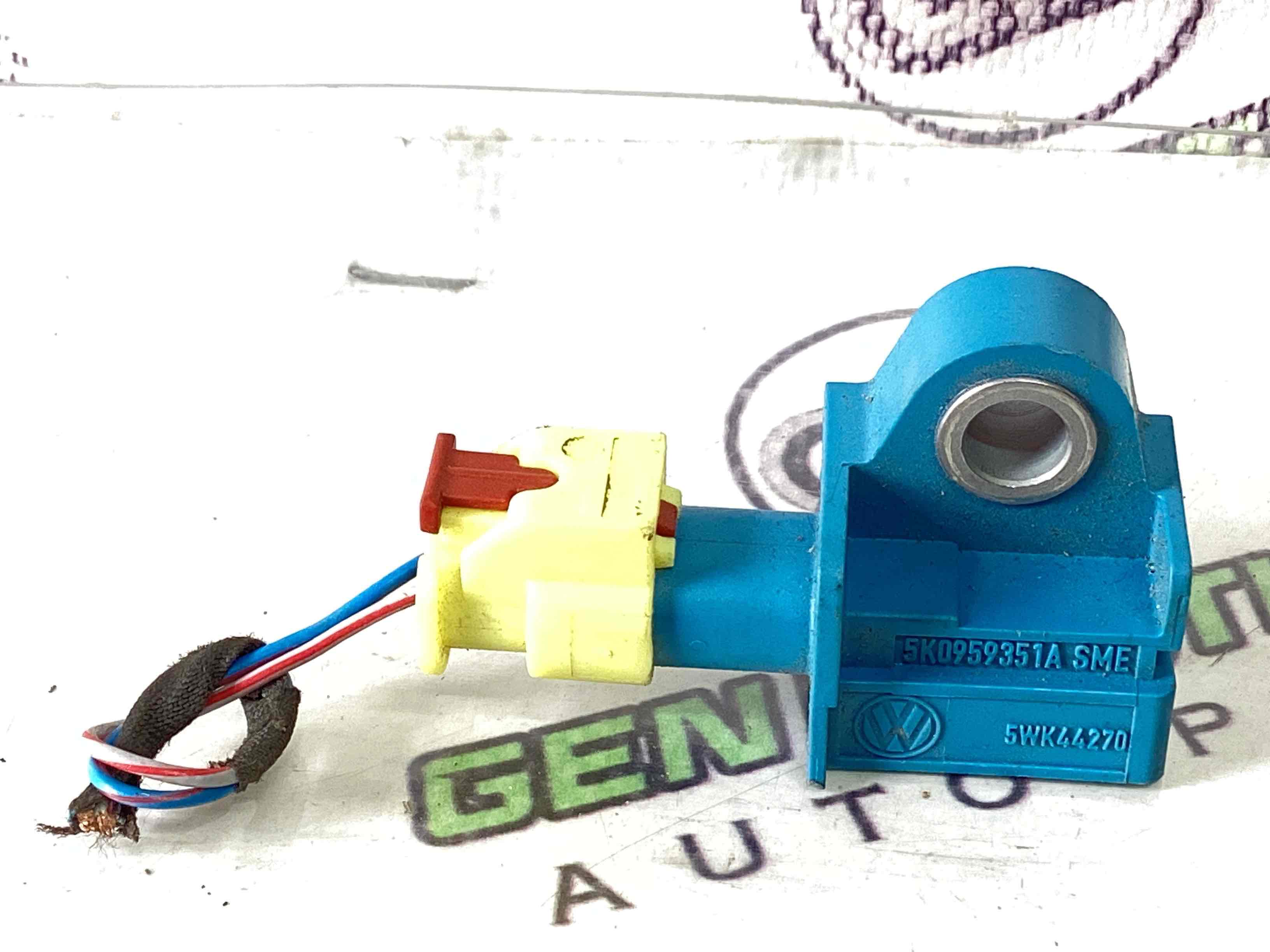 Датчик удару Airbag бічний