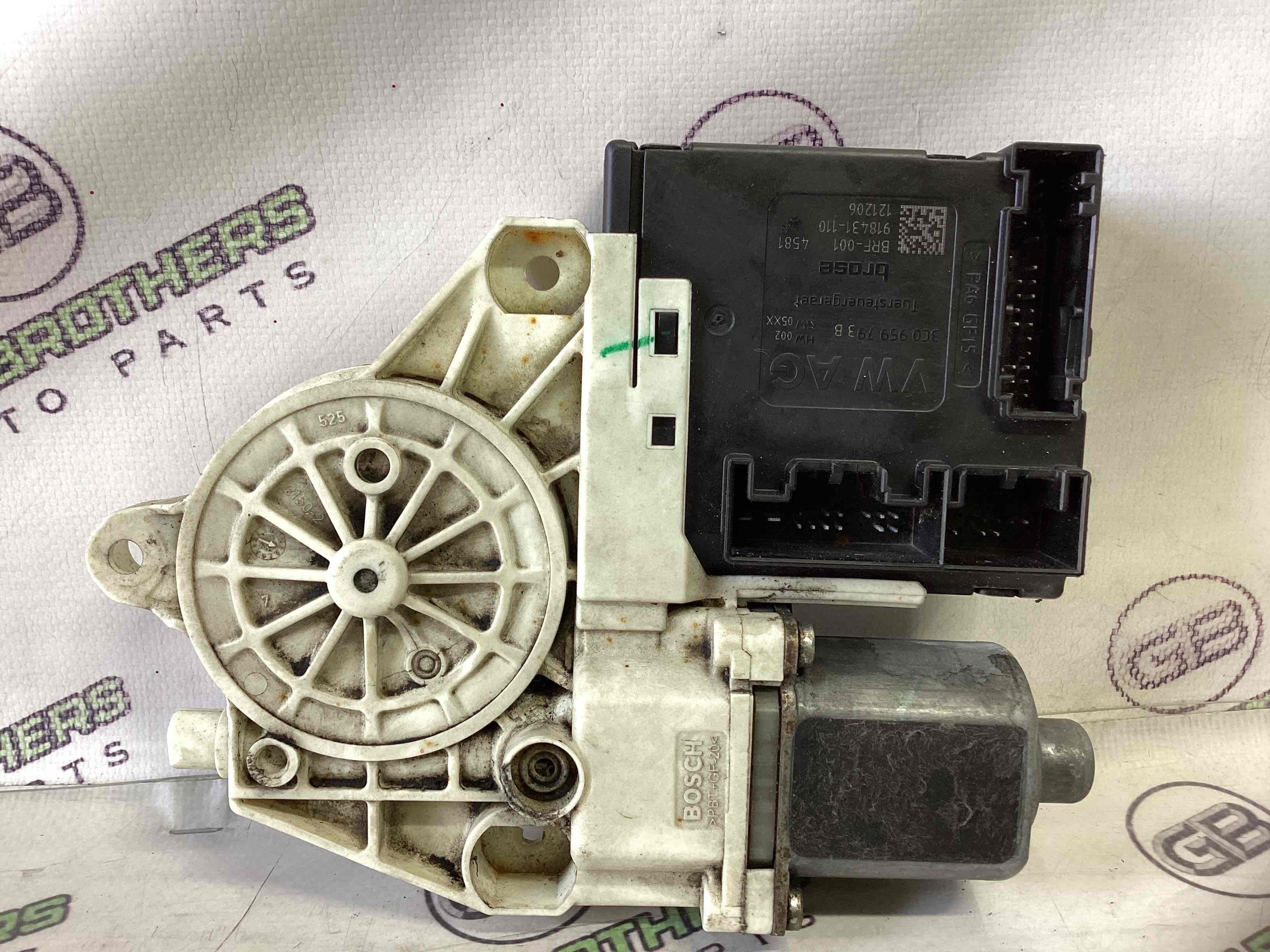 Моторчик склопідйомника