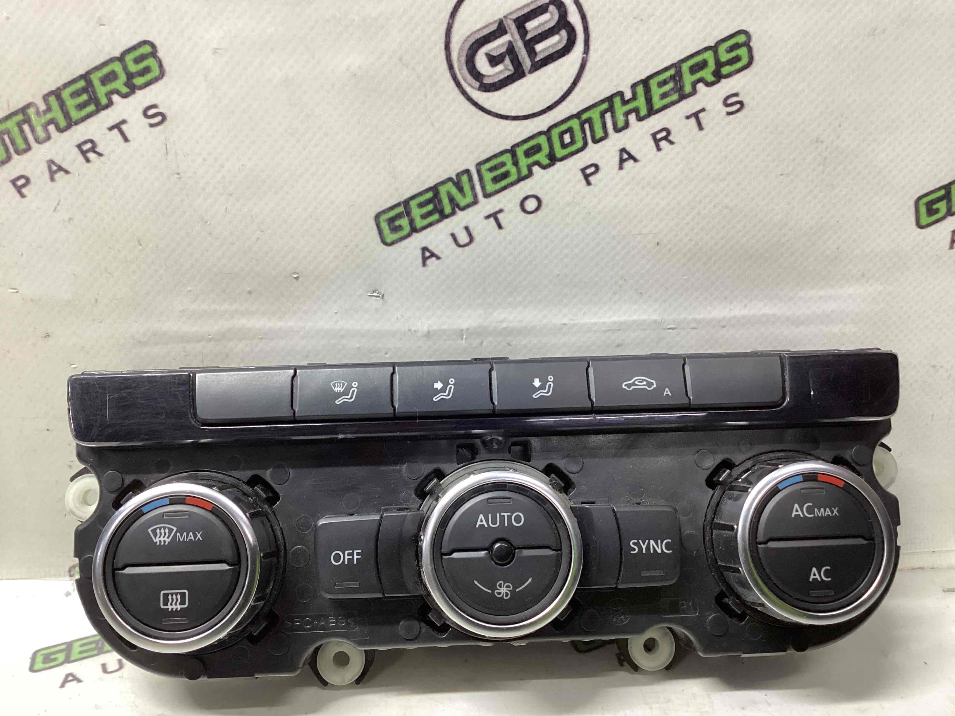 Управління клімат-контролем