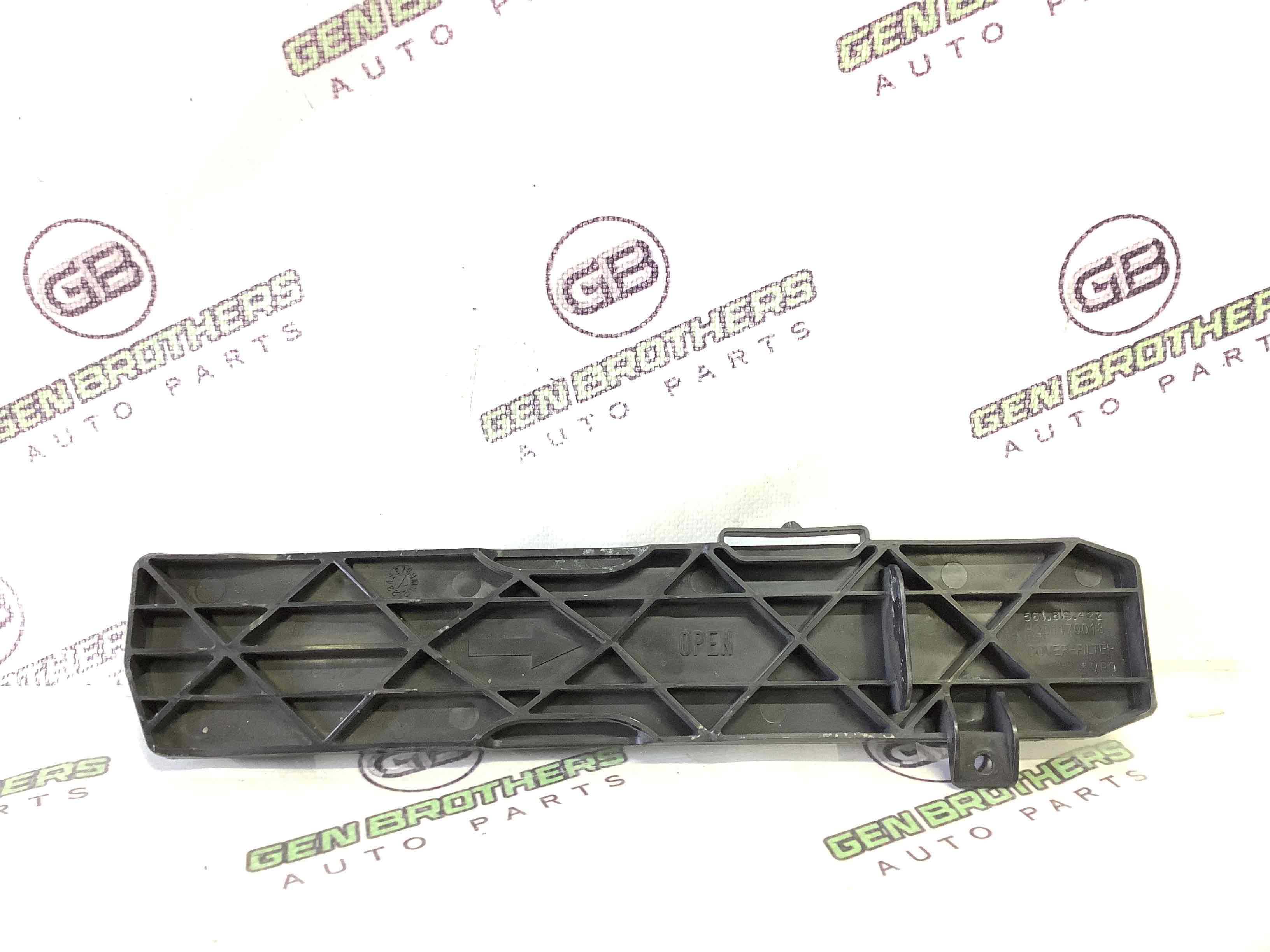 Пластикові елементи салону