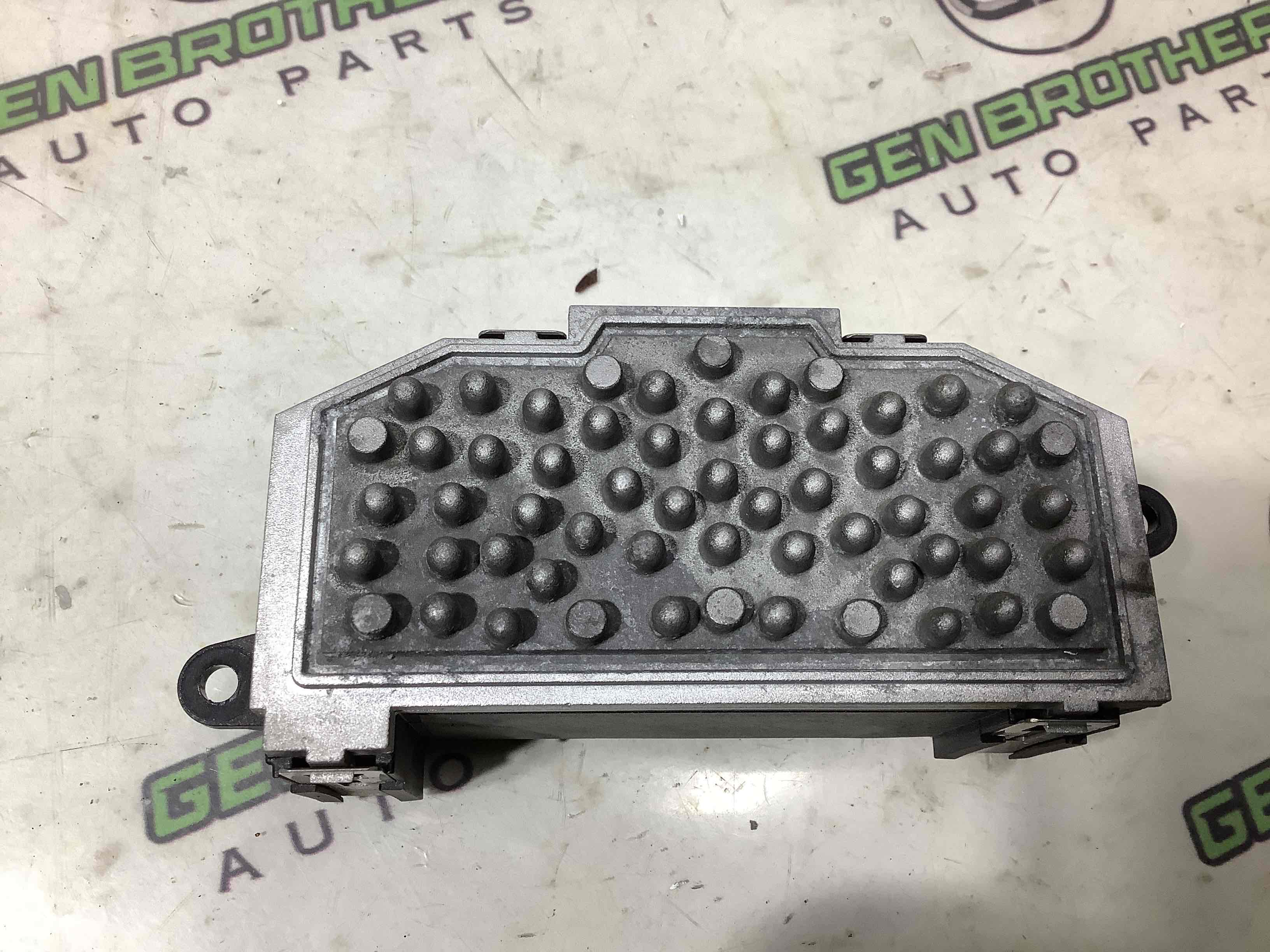 Резистор пічки