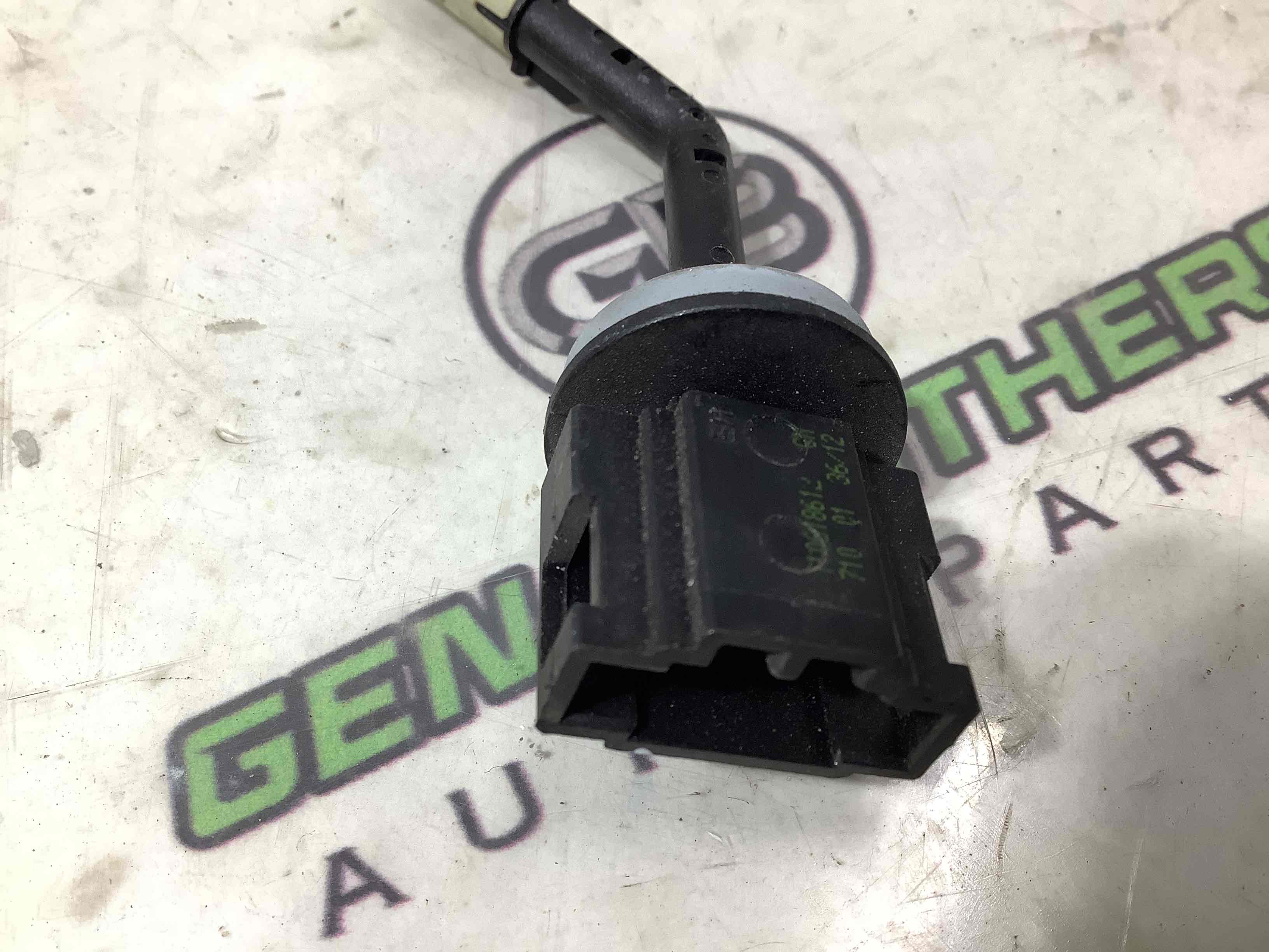 Датчик температури повітря у салоні