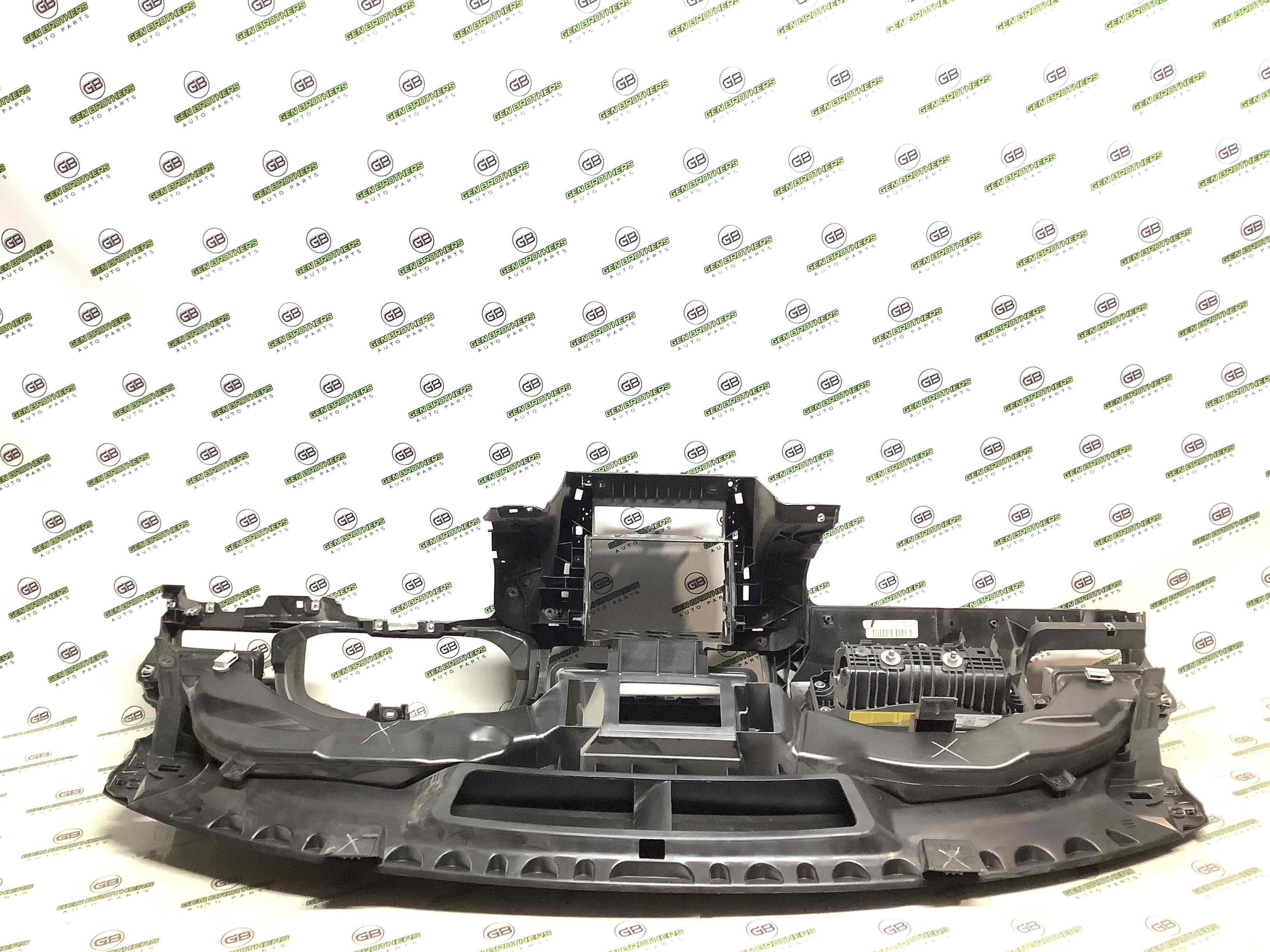 Панель передня салону торпедо