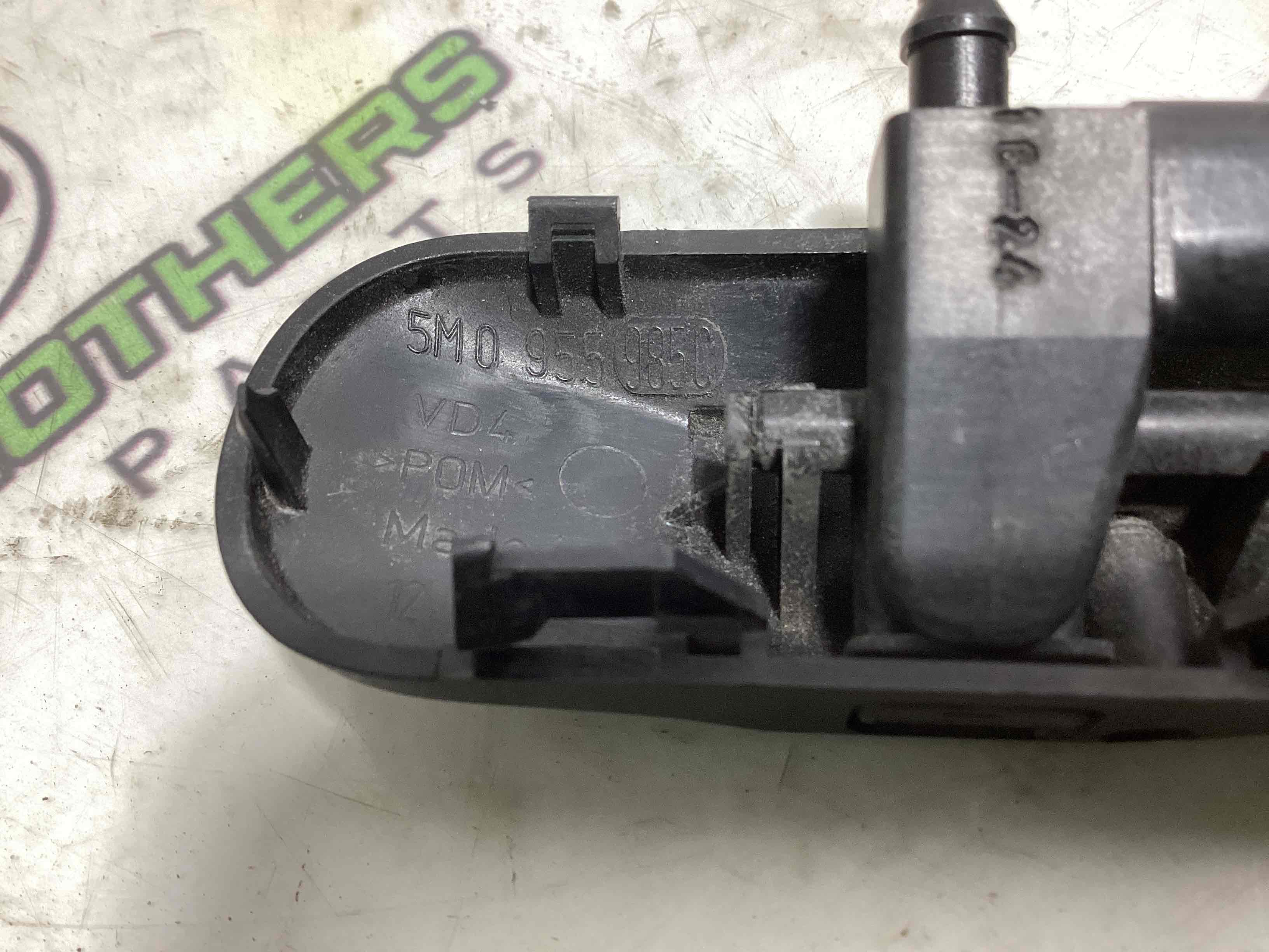 Форсунка омивача, насос омивача, шланг омивача