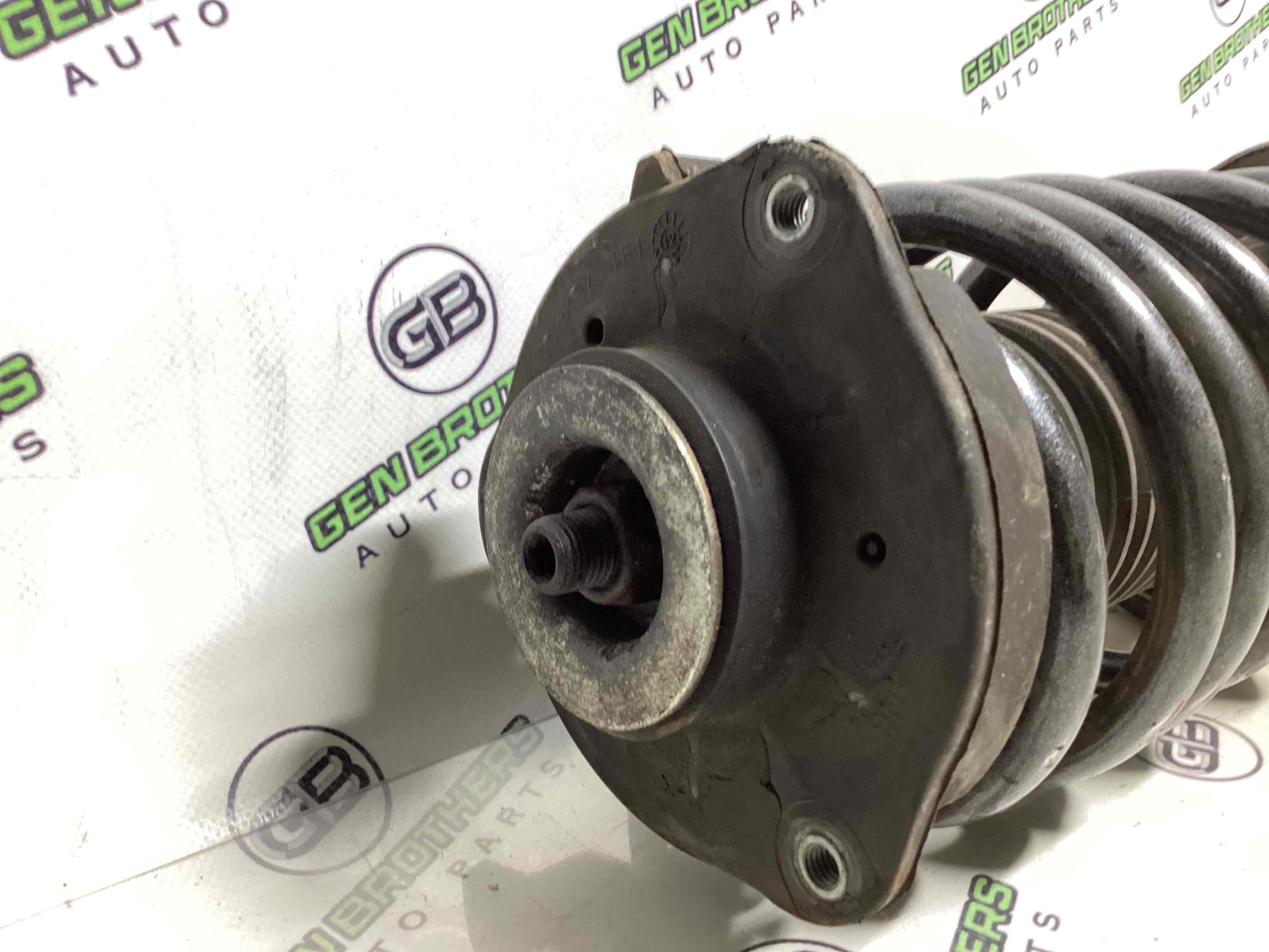 Стійка амортизатора у зборі