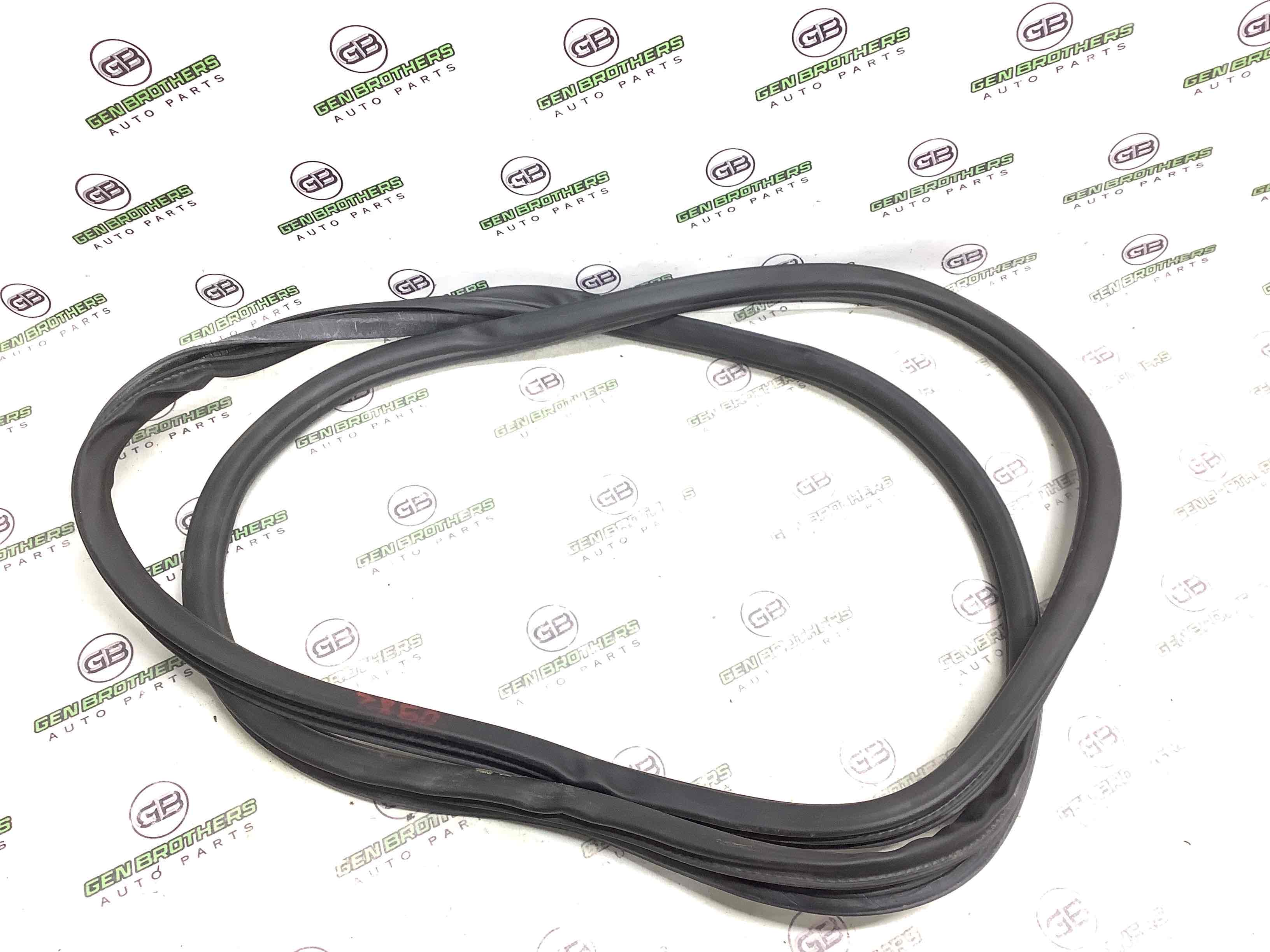 Ущільнювач скла, двері