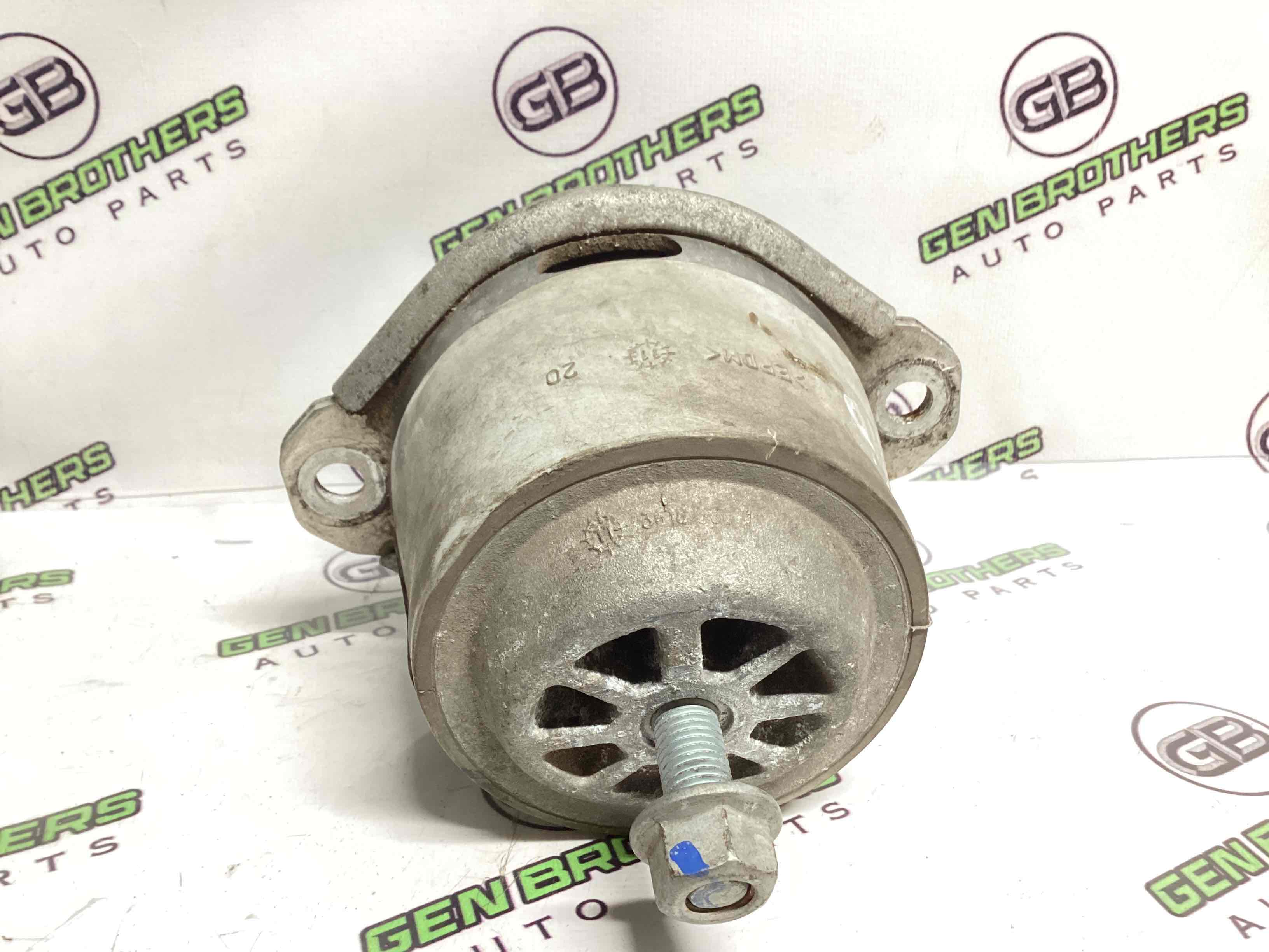 Подушка кріплення двигуна