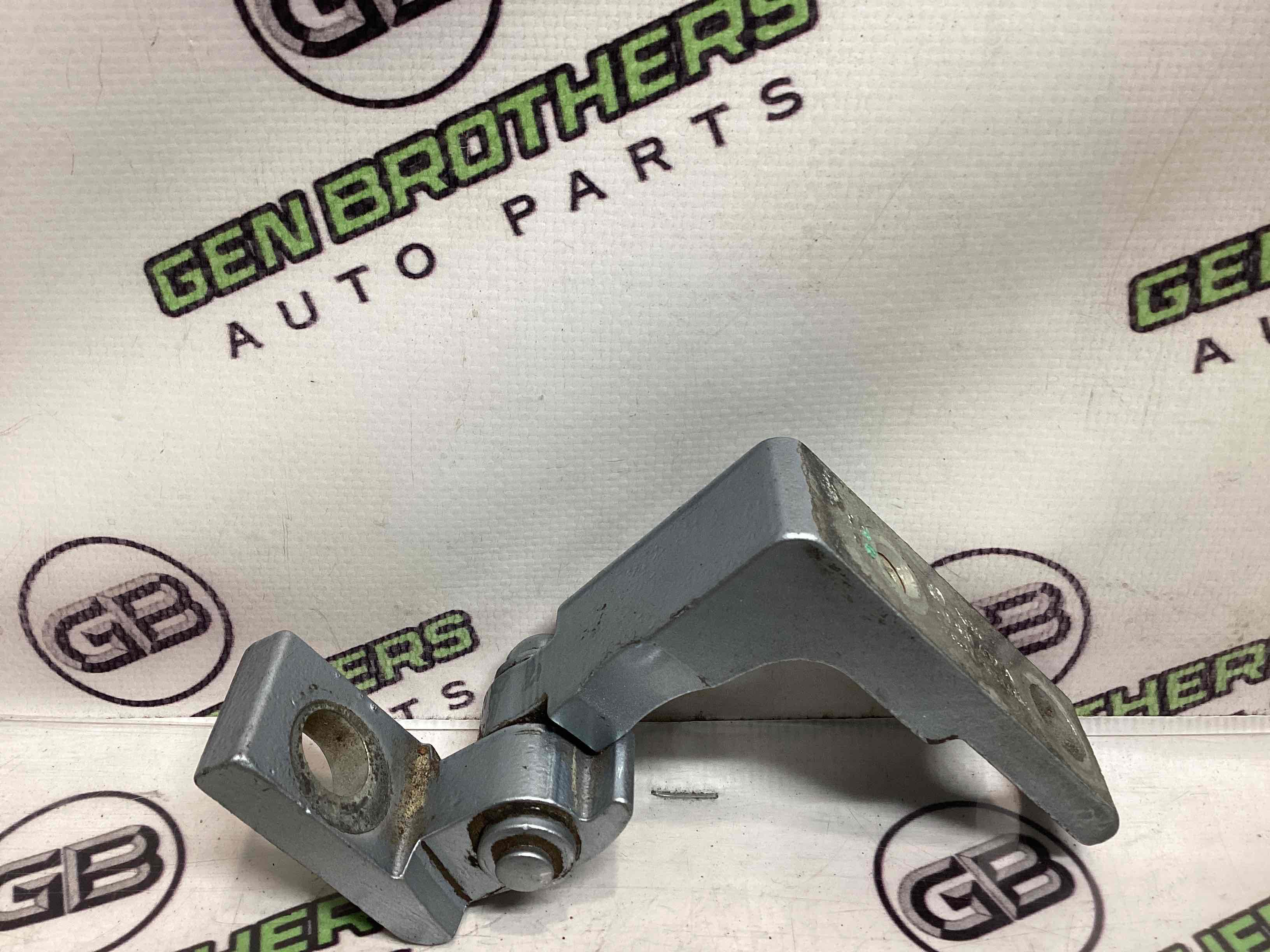 Петля двері, замок двері