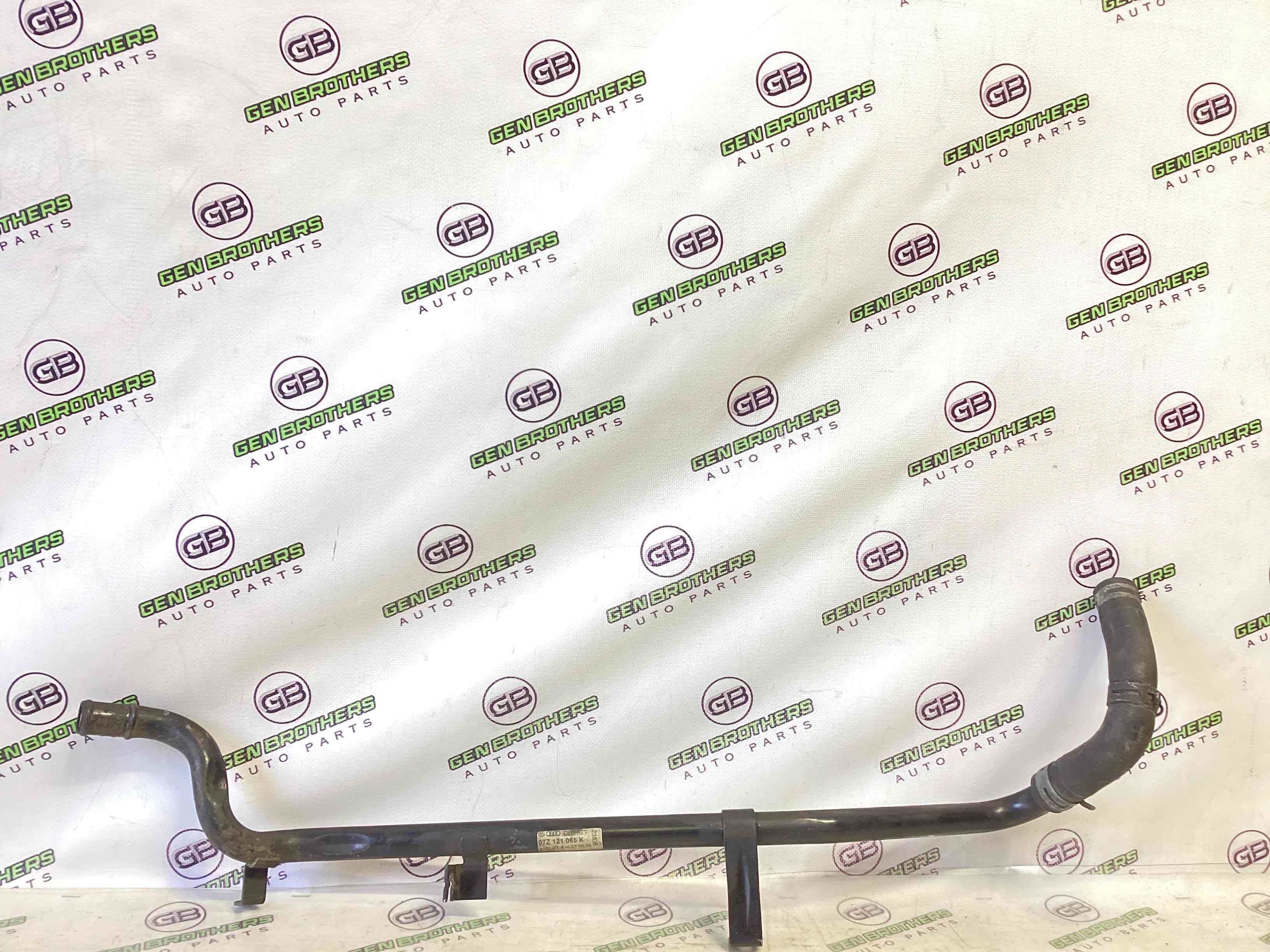 Патрубок трубопровід, шланг