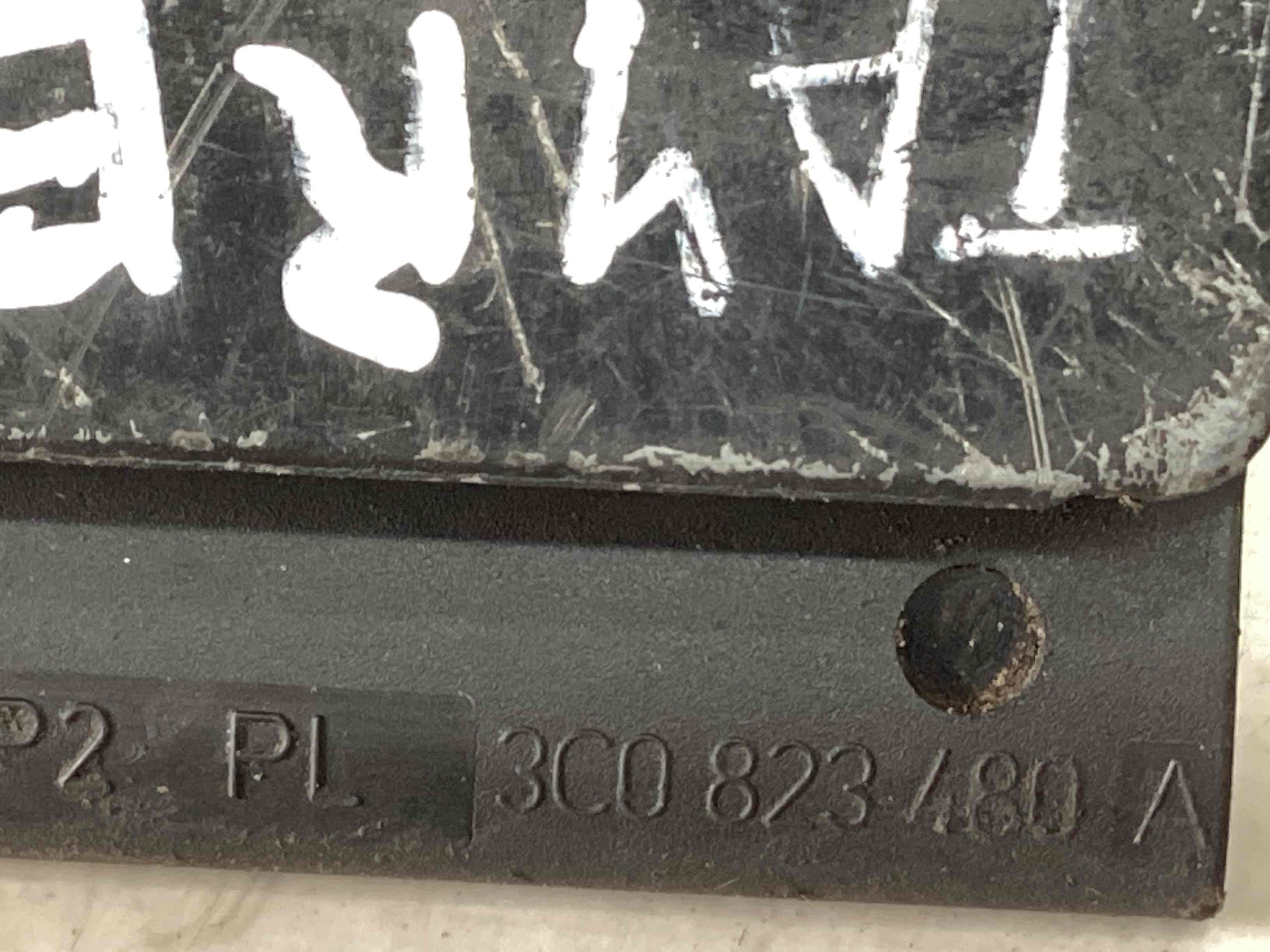 Замок капота, трос капота