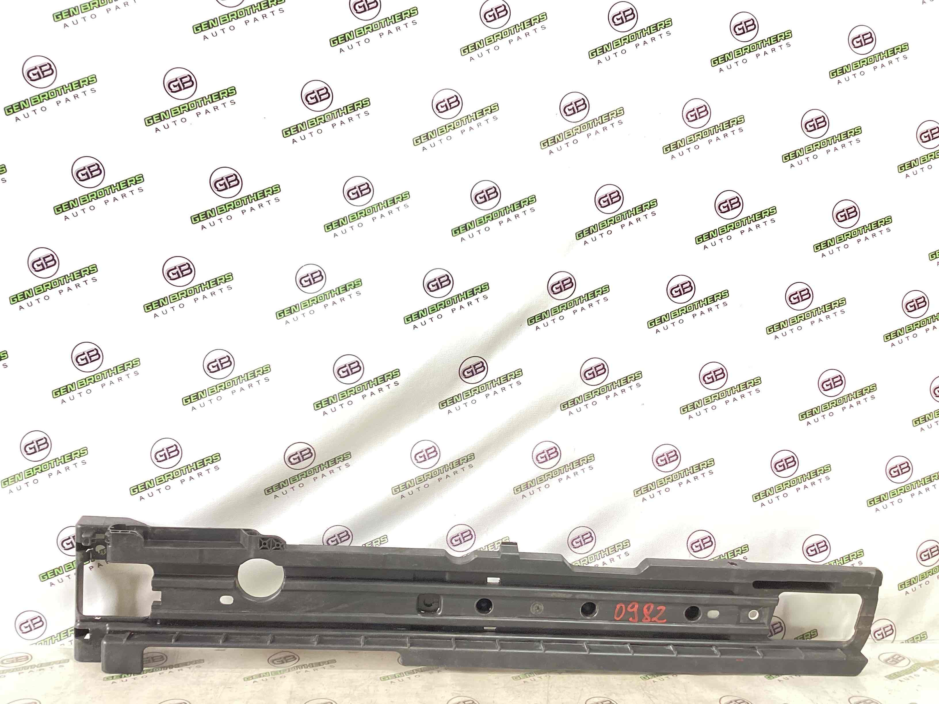 Елементи оздоблення багажника