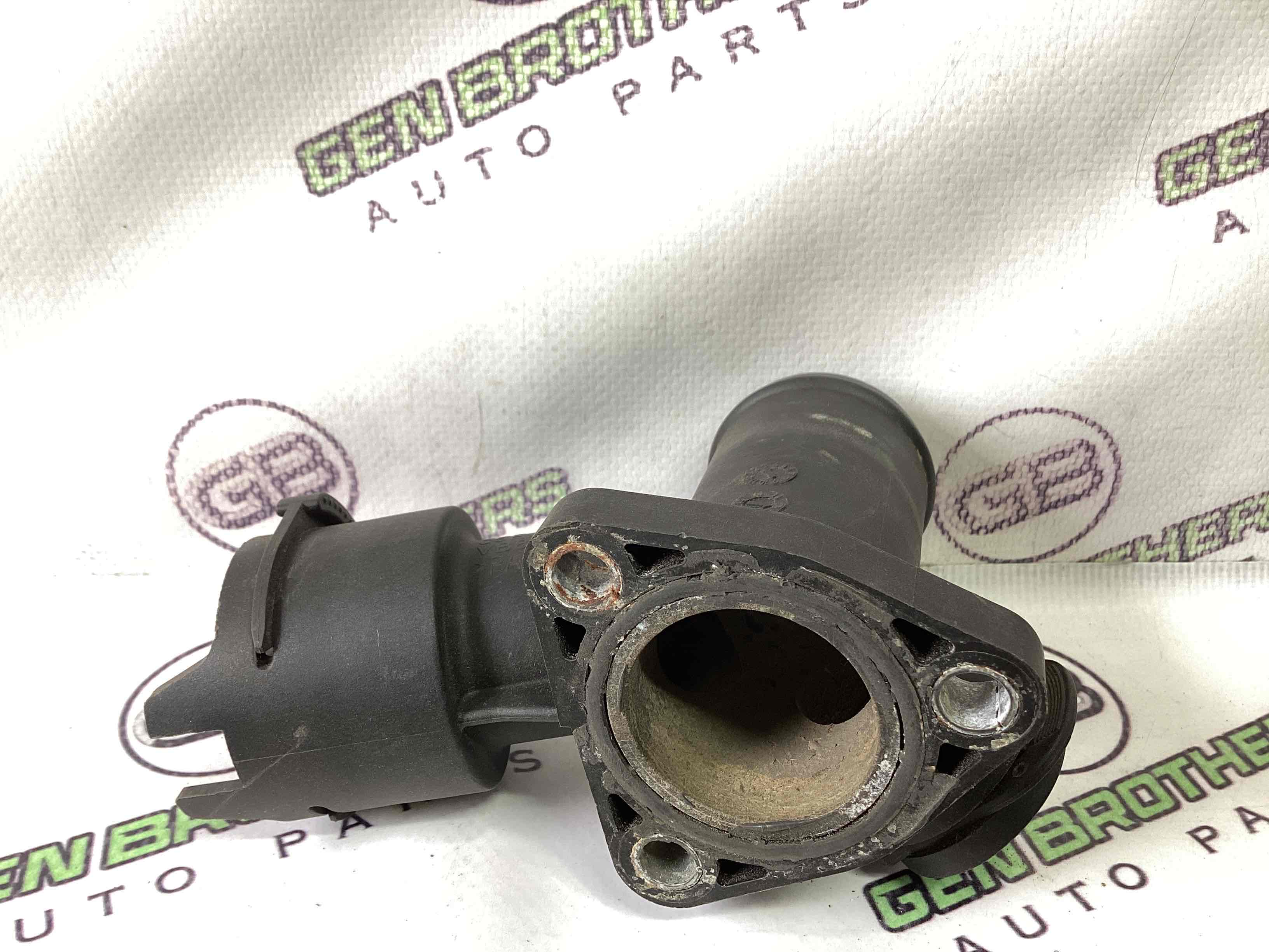 Фланець системи охолодження