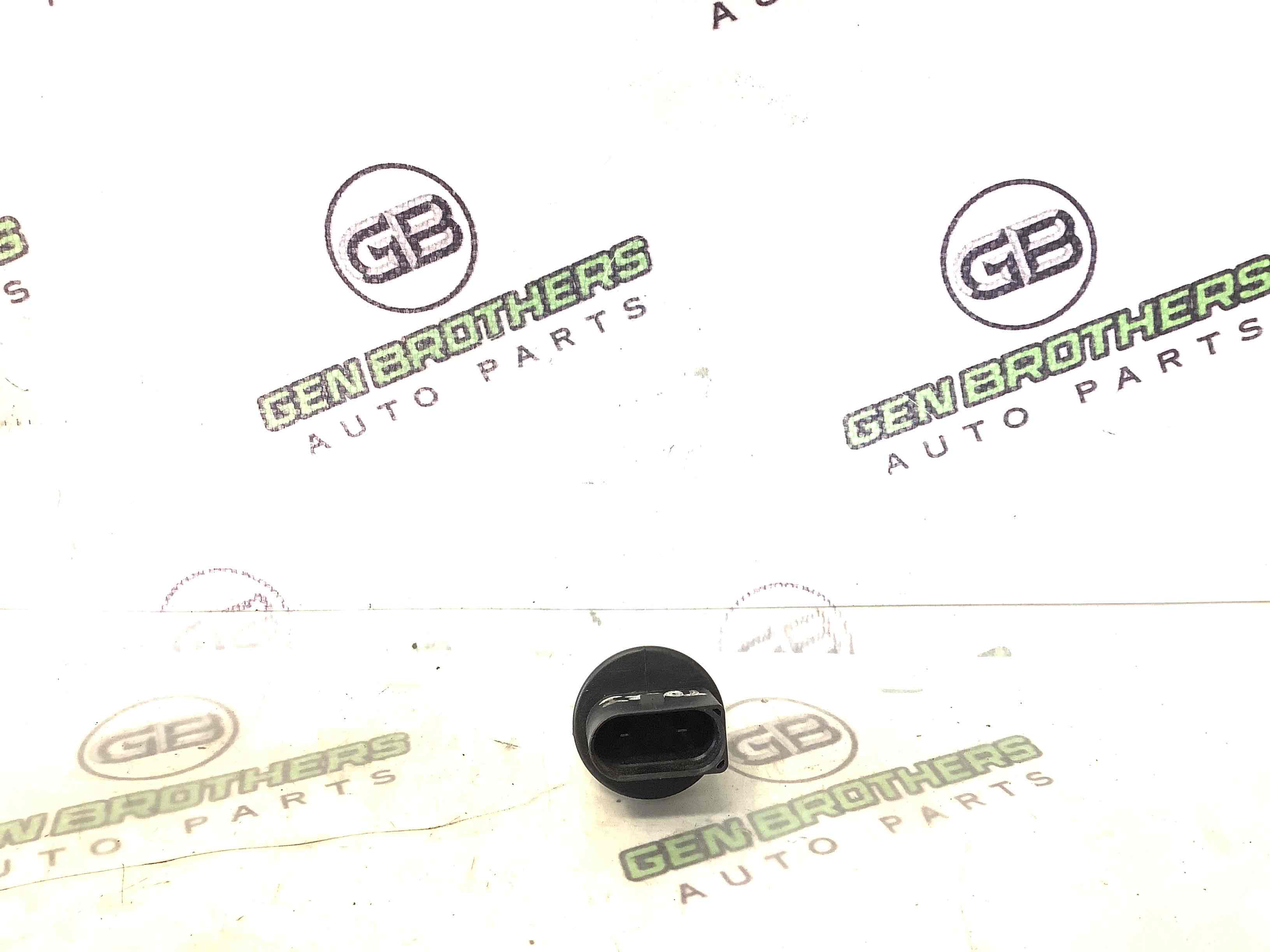 Датчик рівня бачка омивача