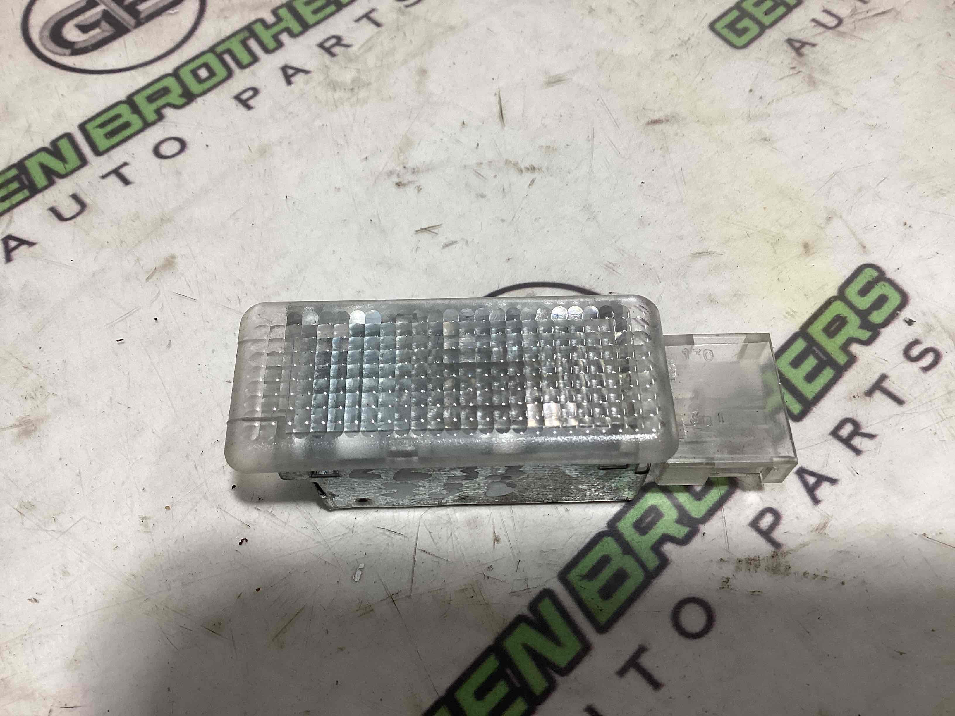 Ліхтар салонний, плафон