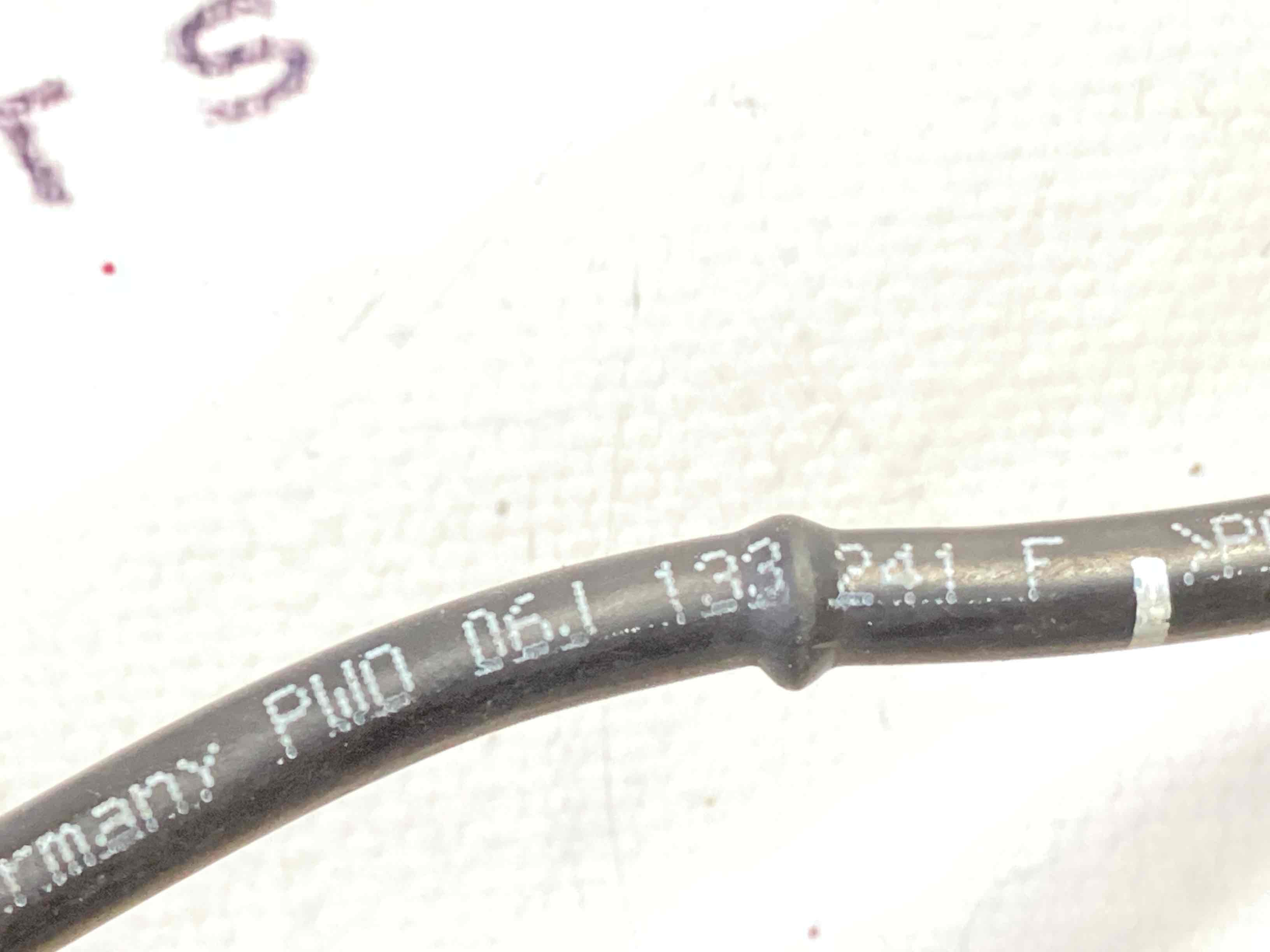 Трубка вакуумна