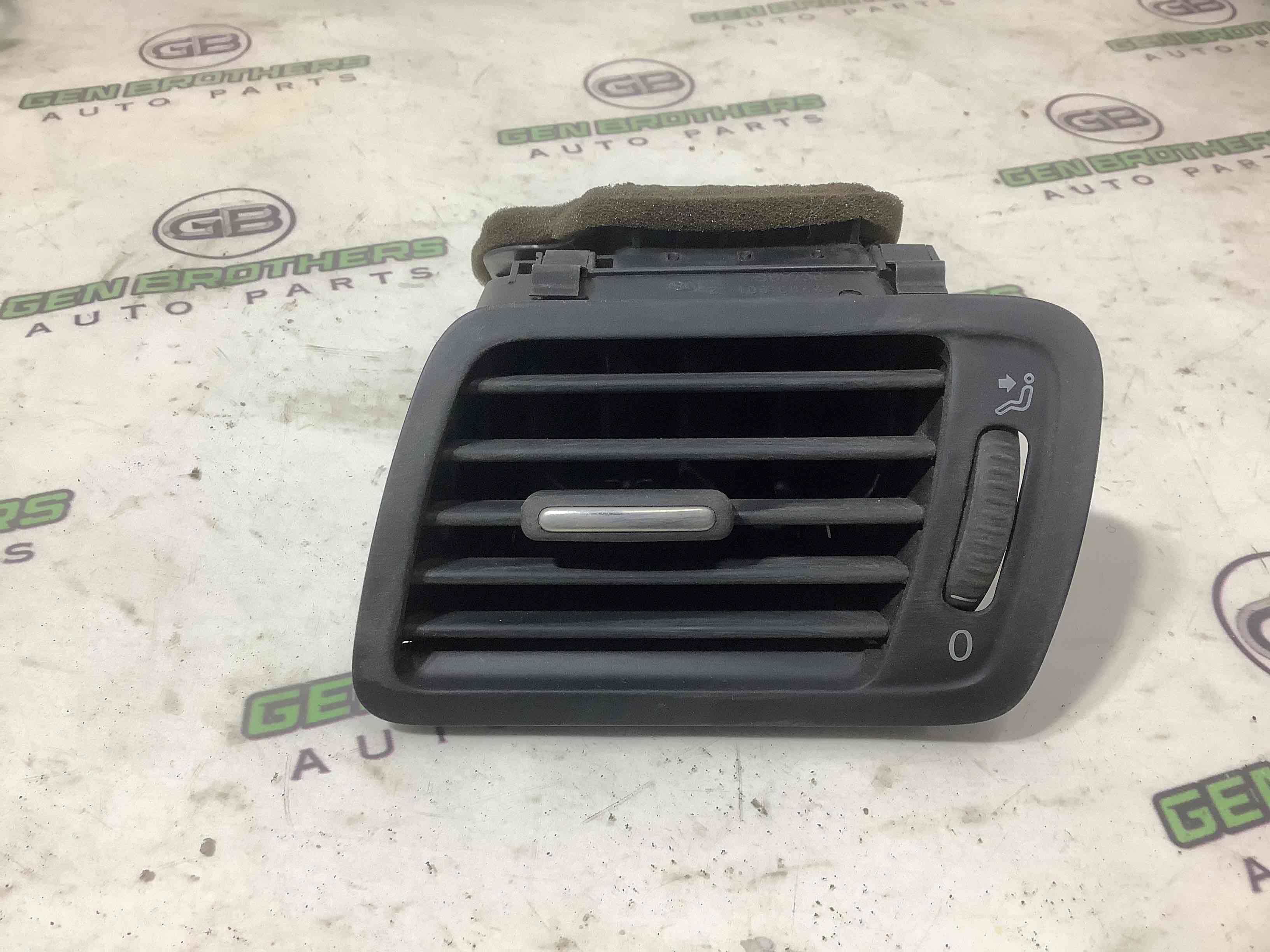 Дефлектор обдування салону