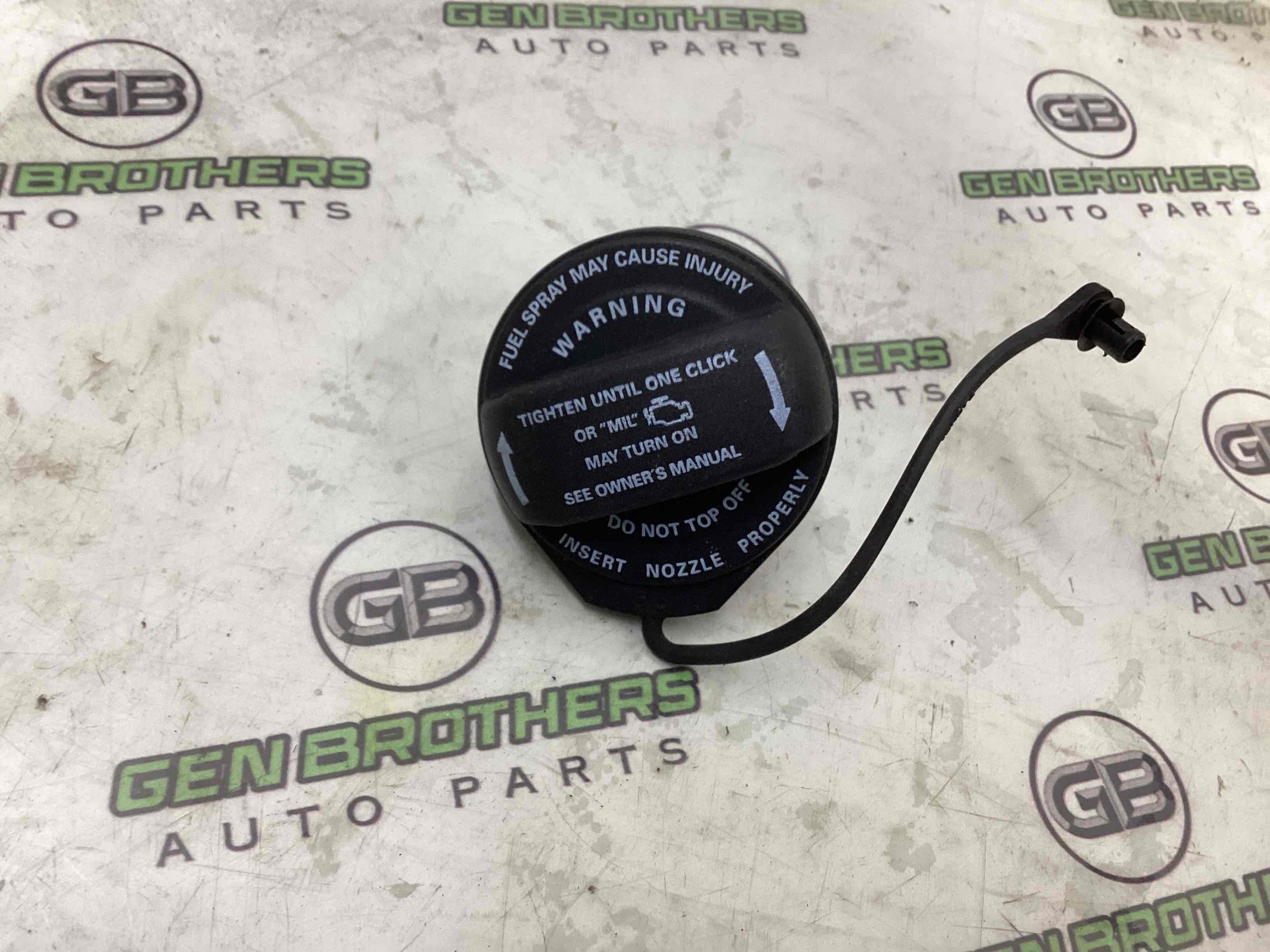 Корок бака, кришка заливної горловини, дотяжка