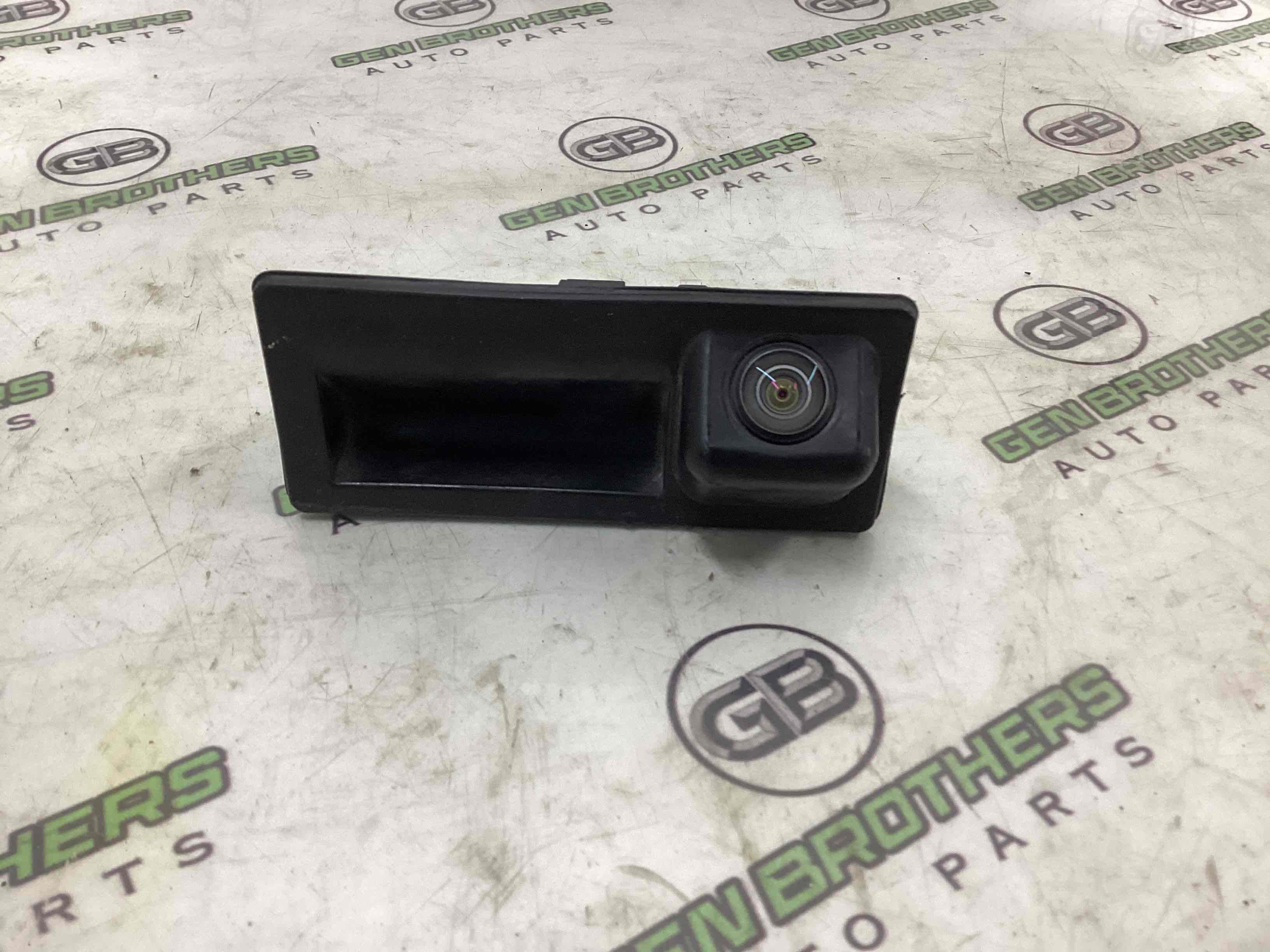 Камера, кріплення камери, корпус