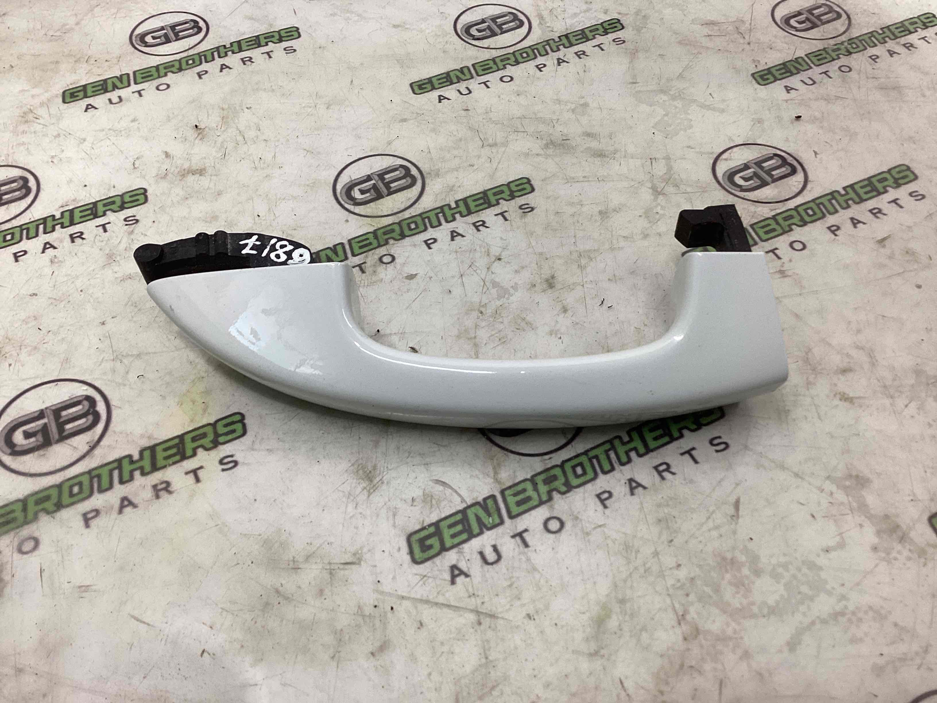 Ручка двері зовнішня