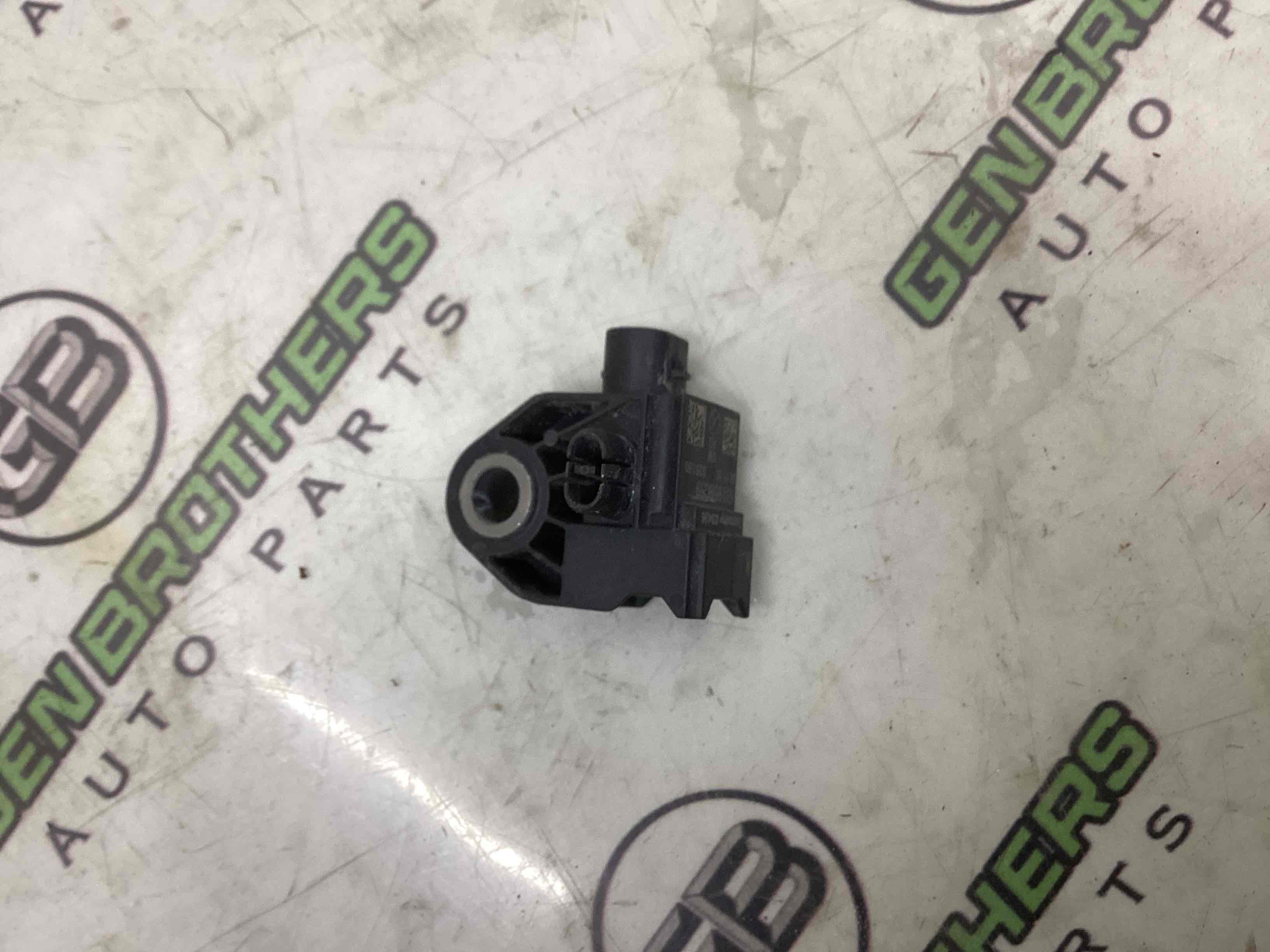 Датчик удару Airbag