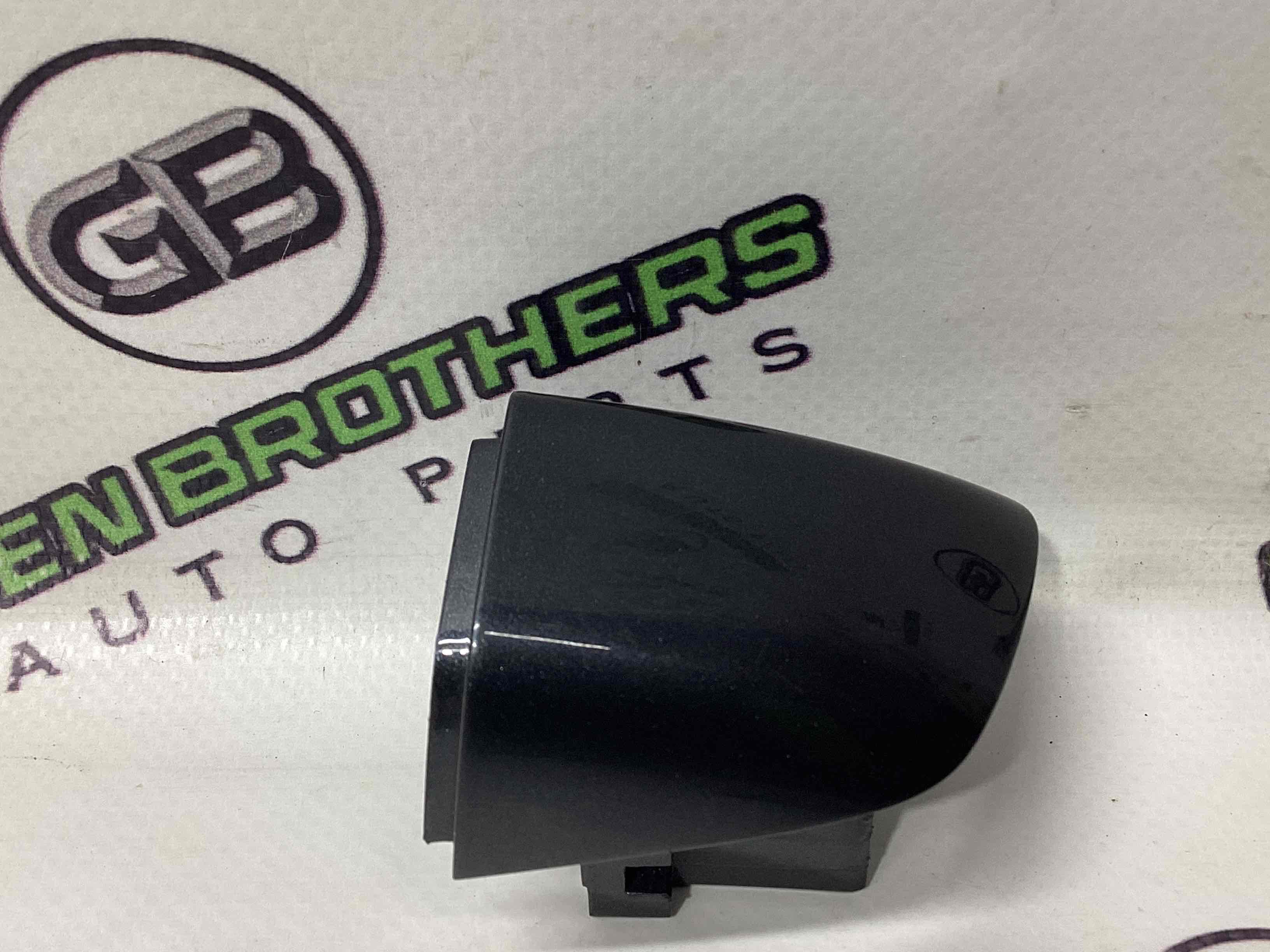 Заглушка ручки дверей