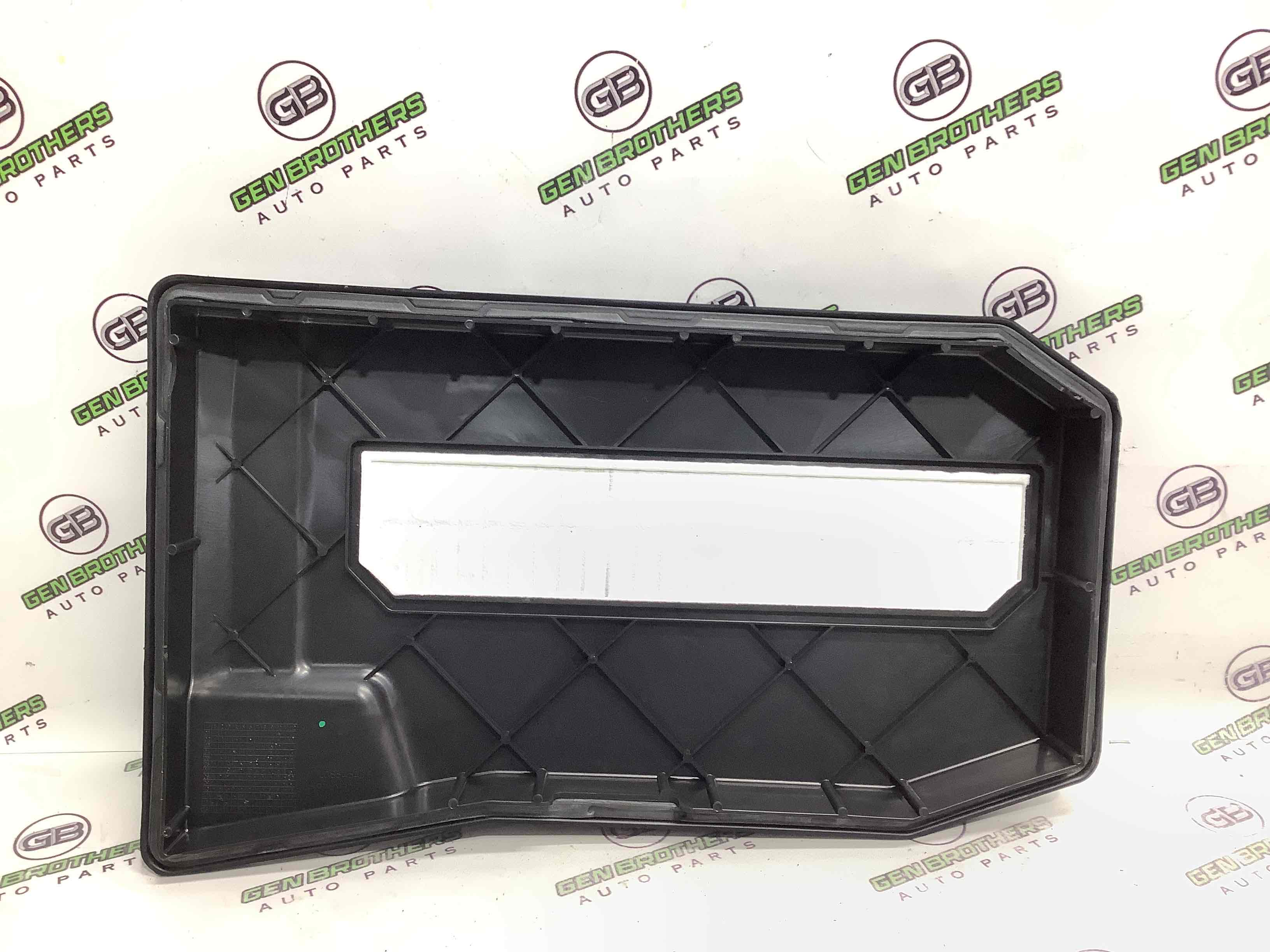 Полиця акумулятора, кришка, кріплення майданчик АКБ