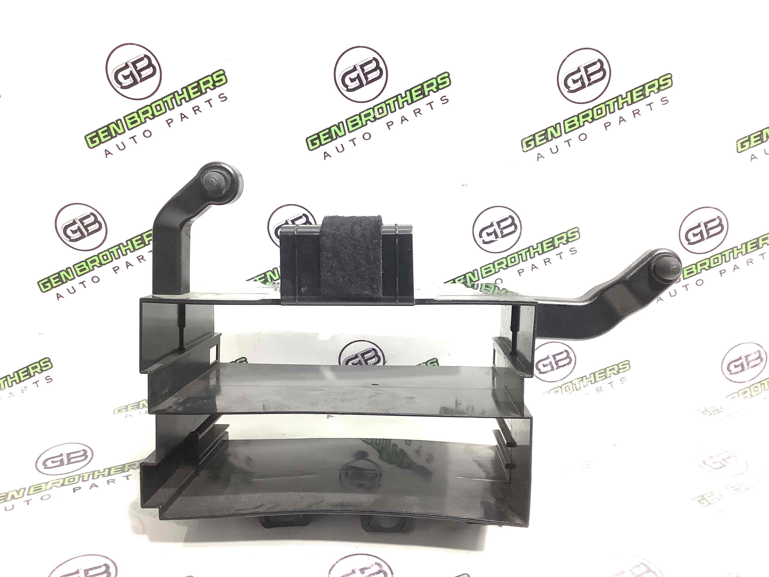 Кріплення, кронштейн