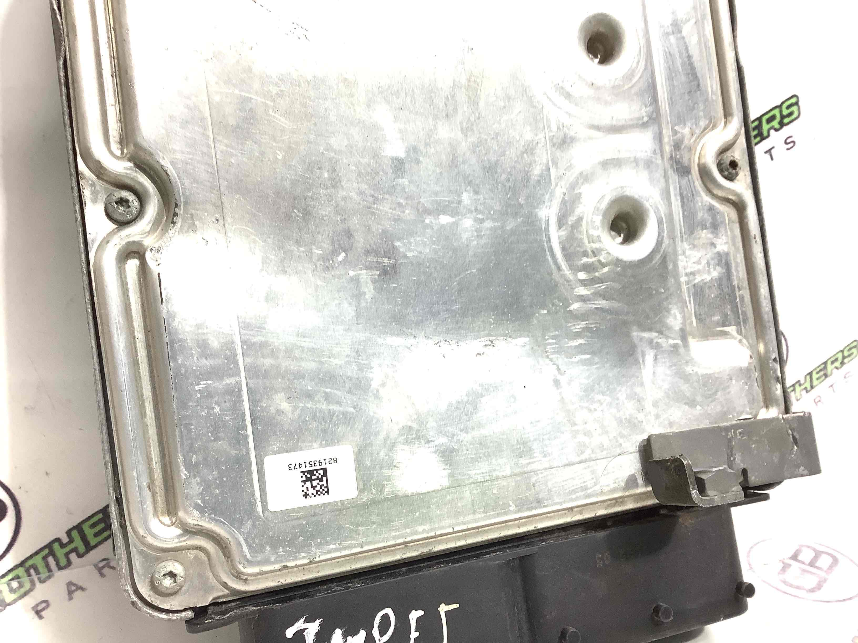 Блок ECU комп'ютер двигуна