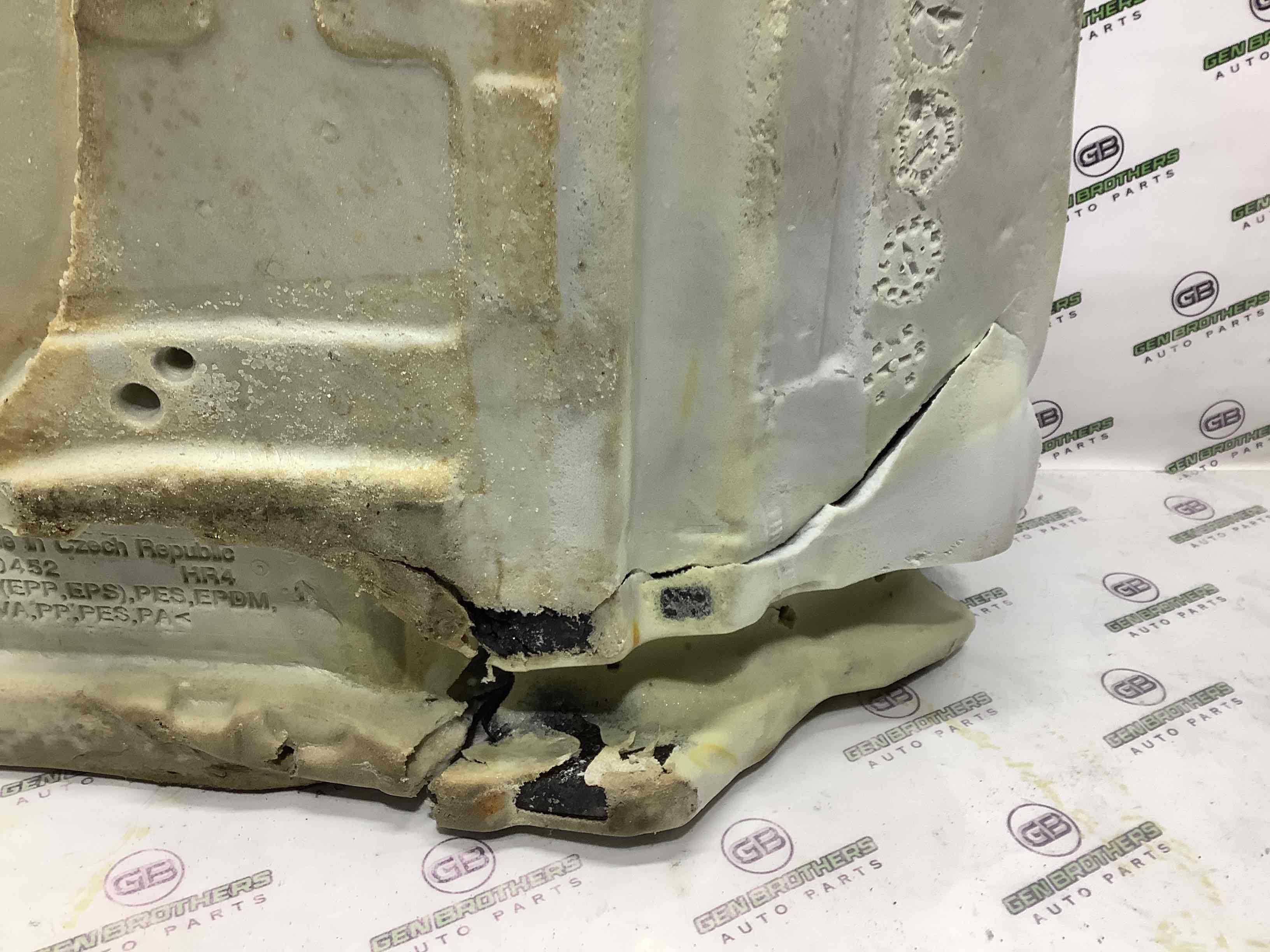 Килимки комплекти, підлога салону